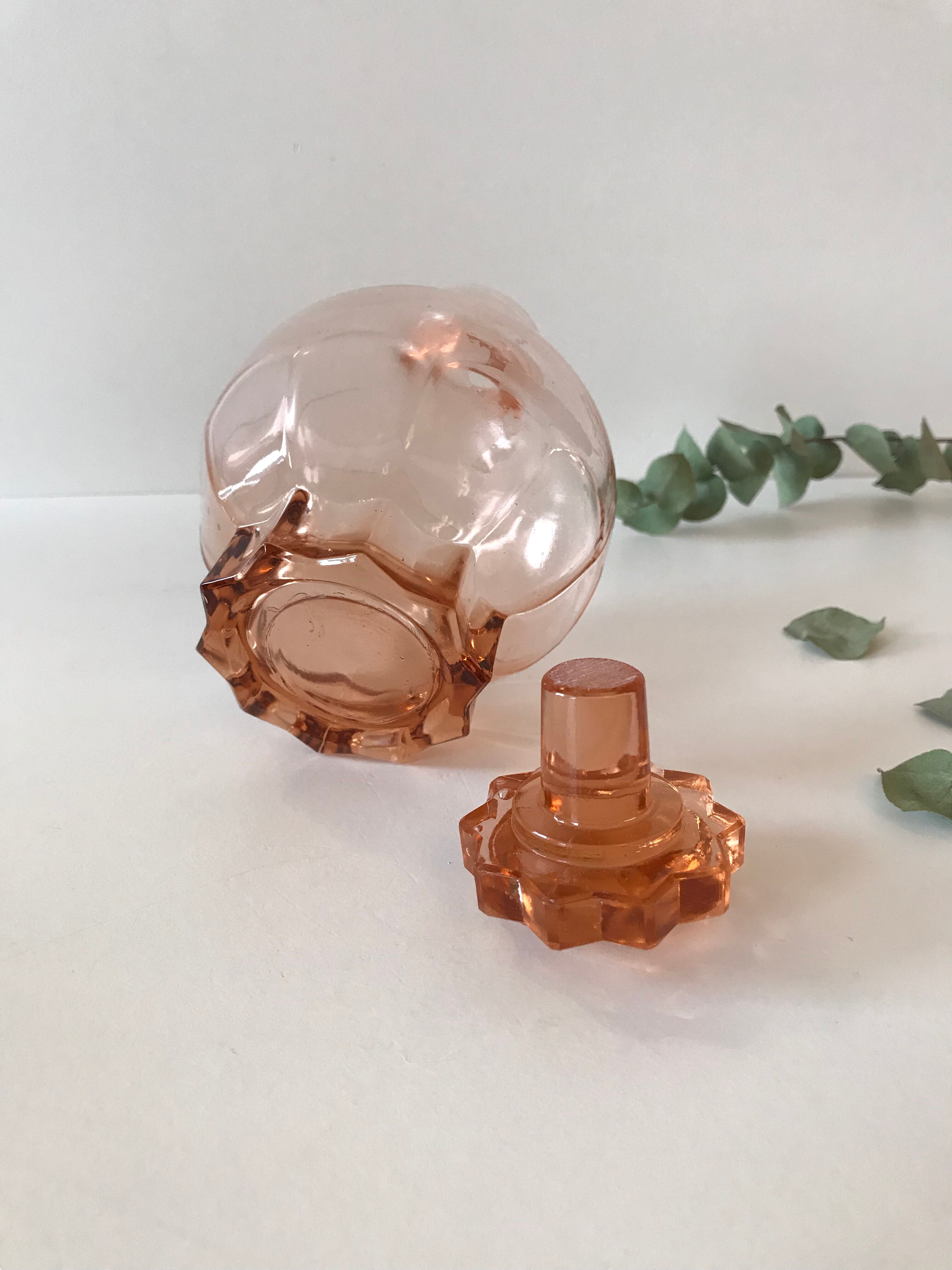 Glass carafe pink