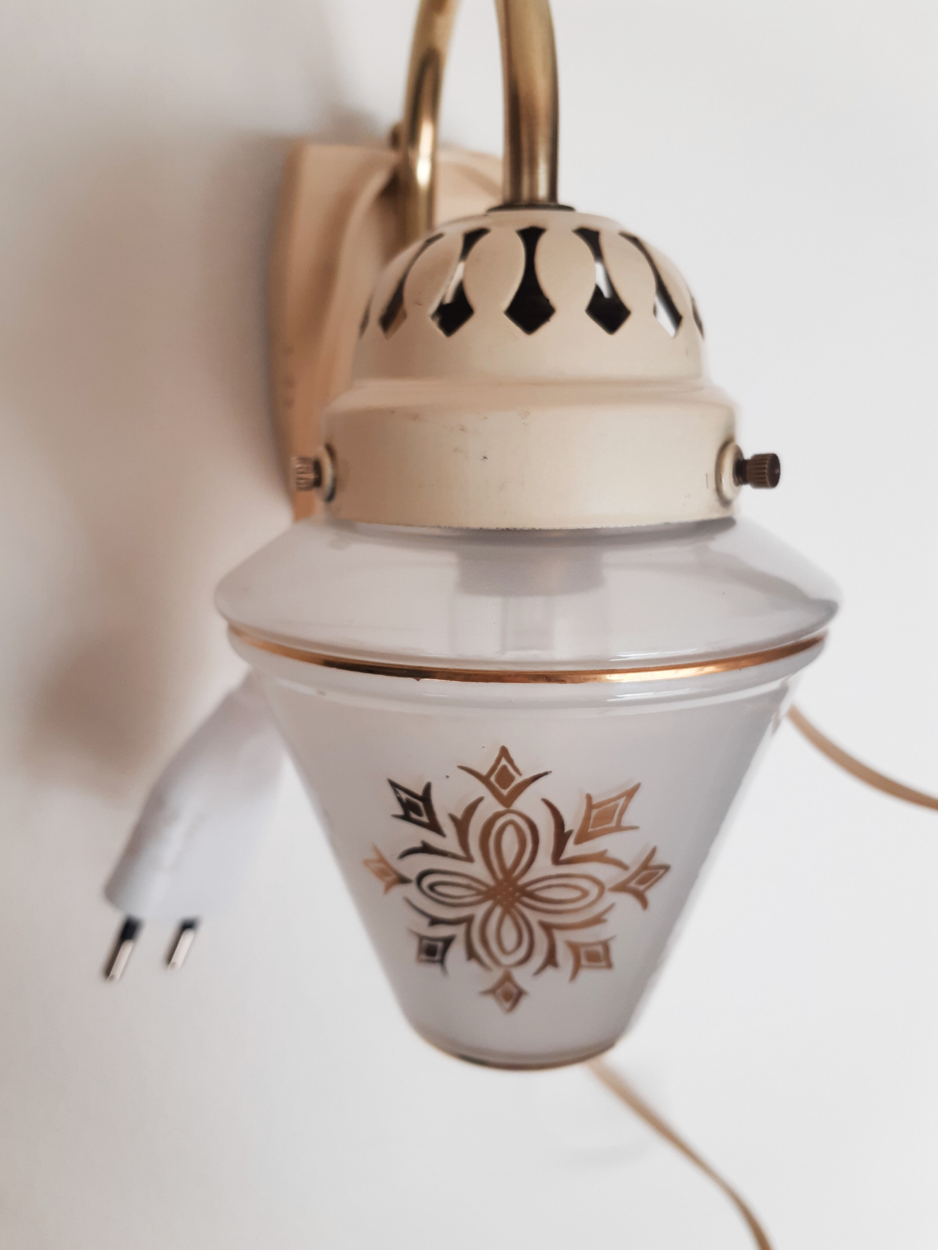 Wall lamp , bedside lamp , vintage , 50s