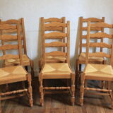 6 mulched chairs