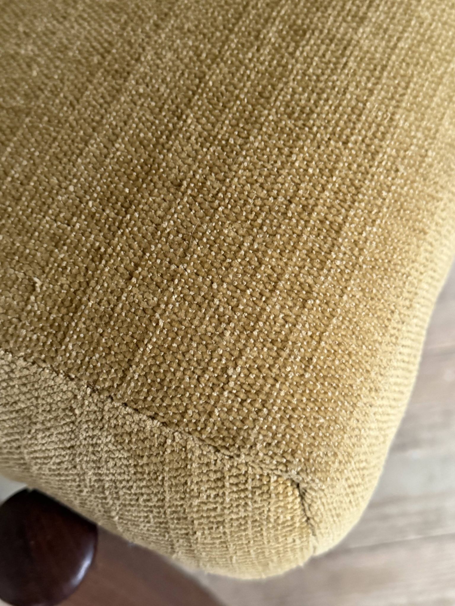 Banquette scandinave vintage velours jaune