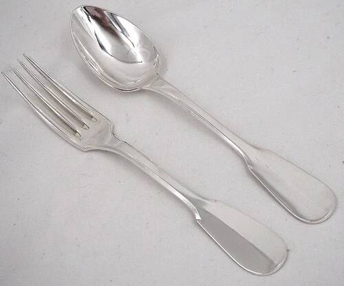 Ercuis Uniplat, Valois, 12 dessert and side plates, 24 pieces, 18 cm.