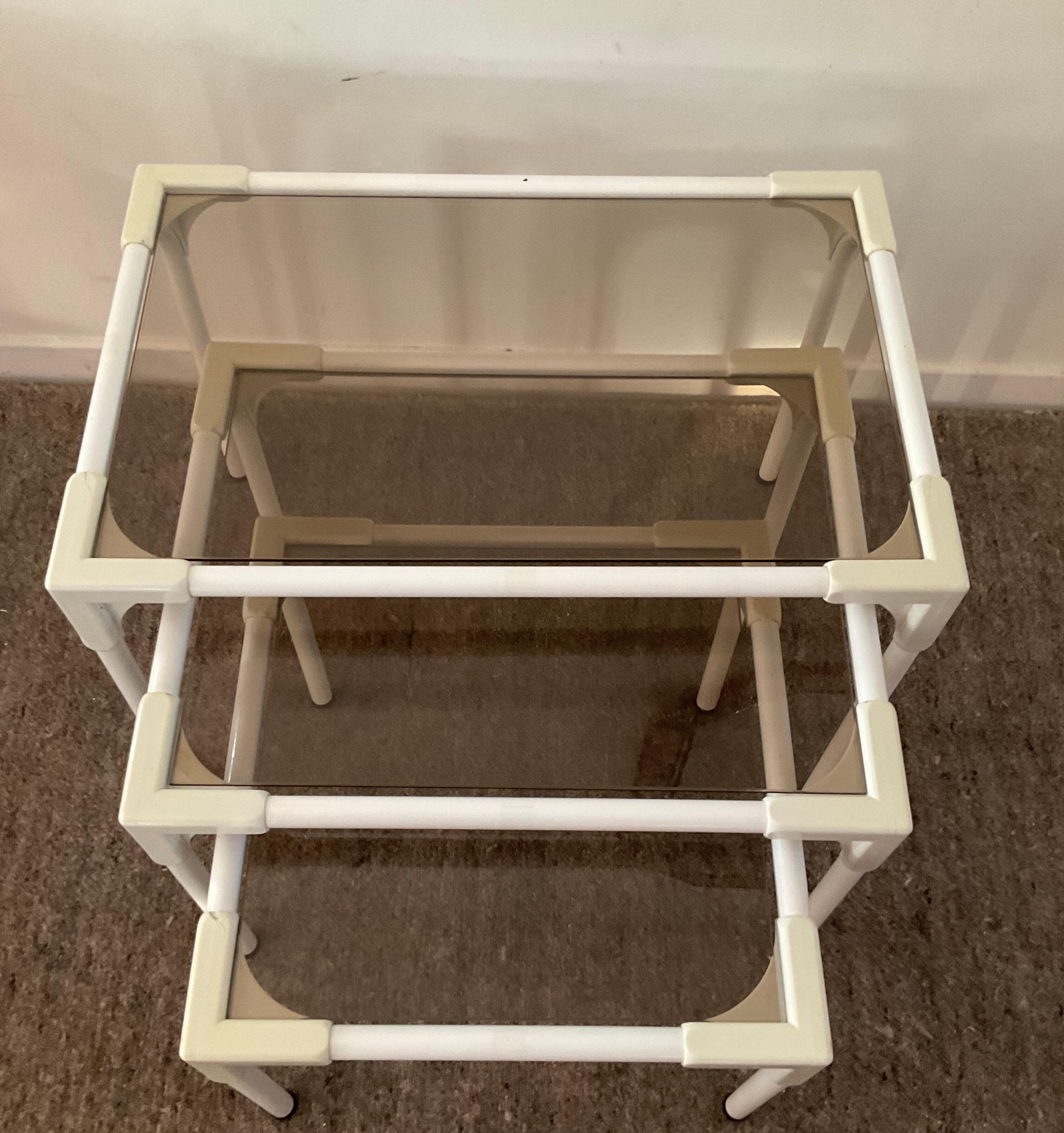 Series of 3 nesting tables from the 70s-80s