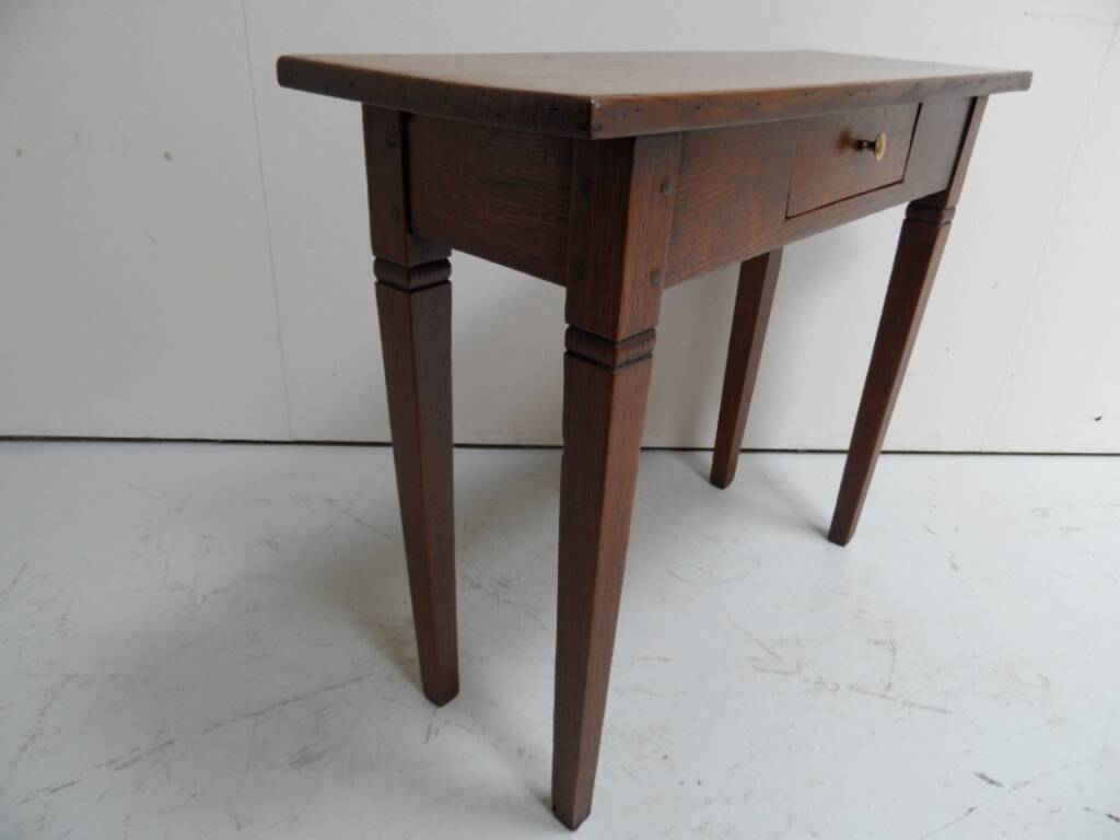 Antique oak sidetable