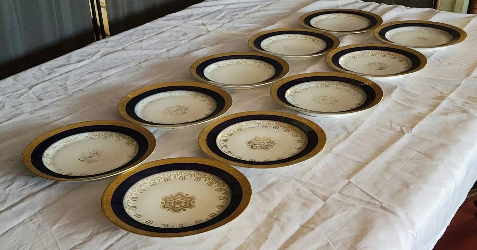 J. Pouyat Limoges: set of 10 fine porcelain plates, decorated