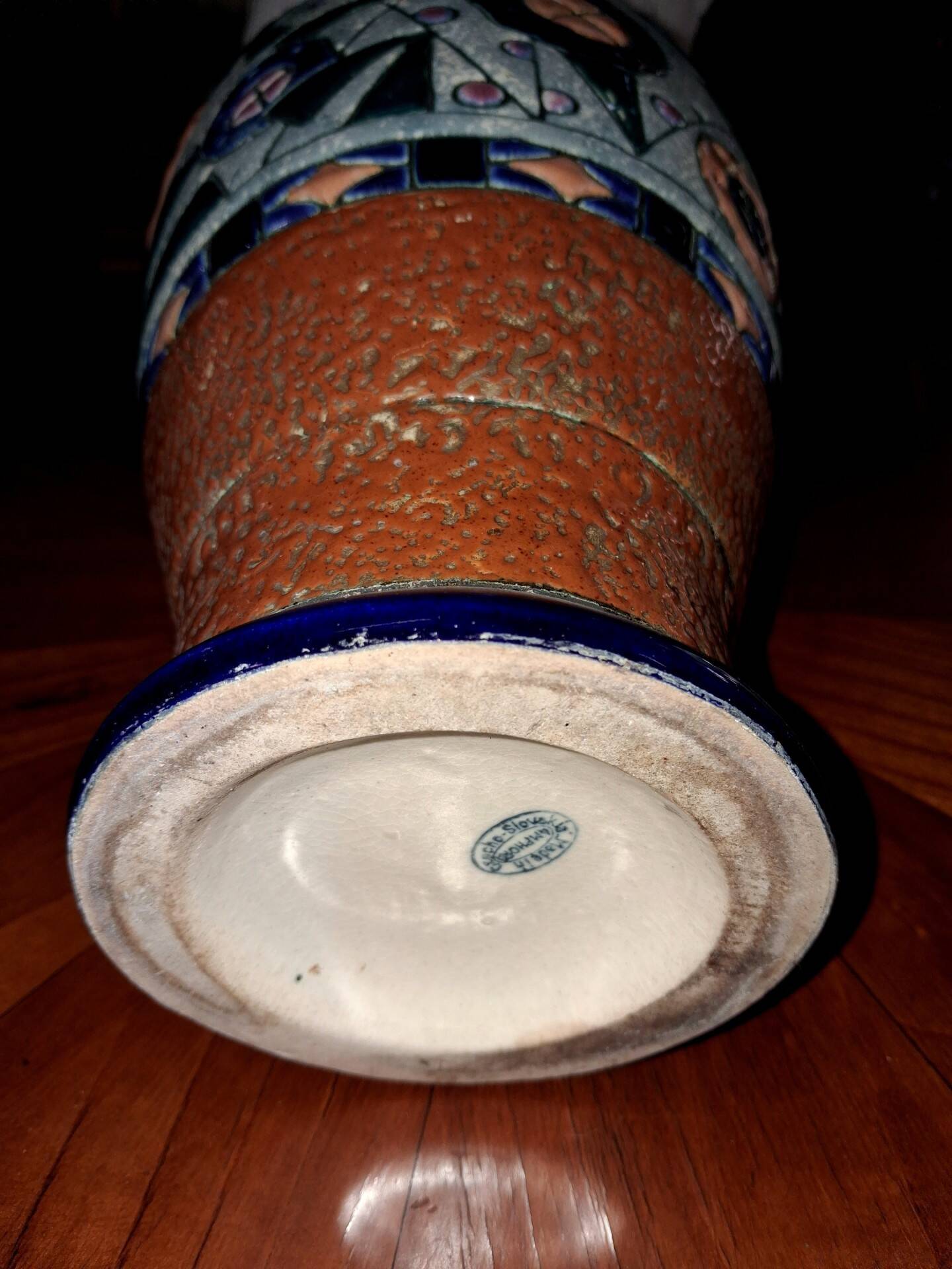 Glazed earthenware vase from the Art Deco period