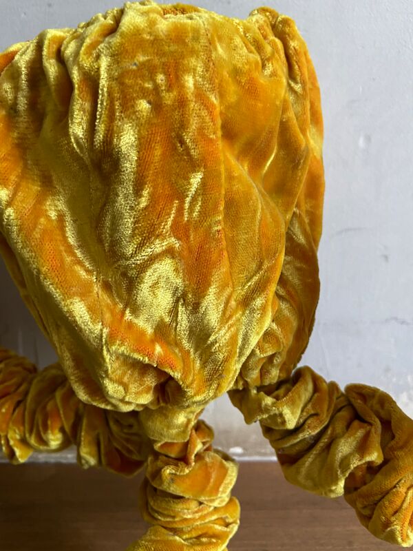 Paire d'appliques en velours jaune vintage années 70 modulables