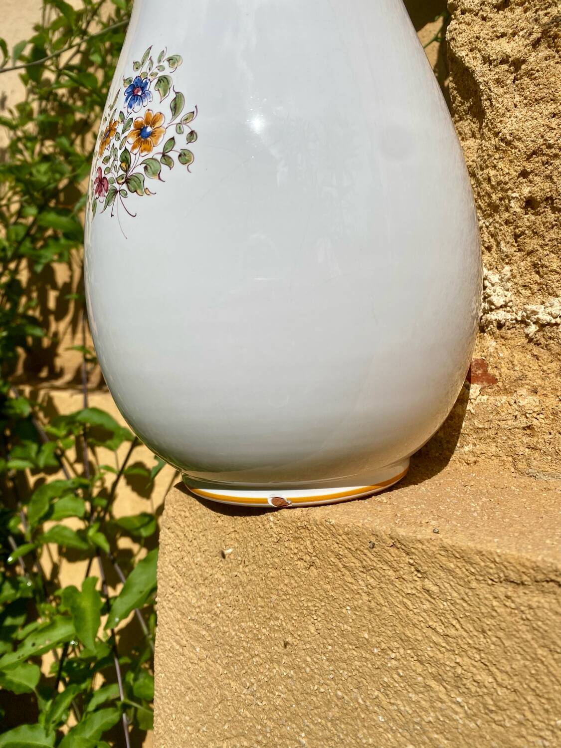 Large Moustiers vase