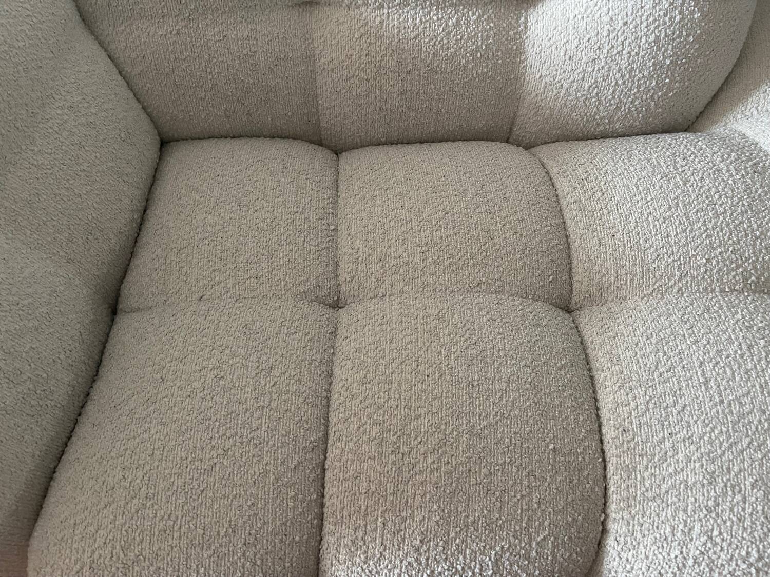 Ecru chaise longue sofa