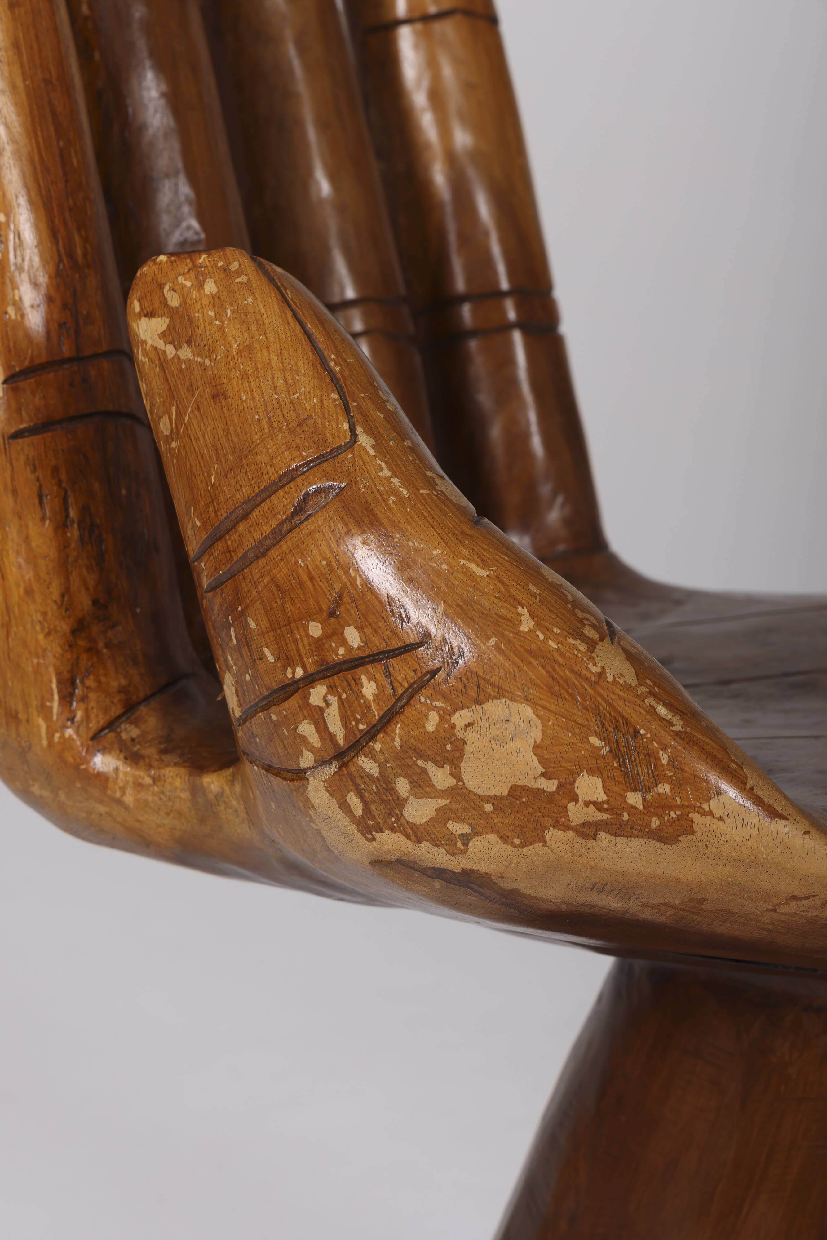 Suar wood hand chair