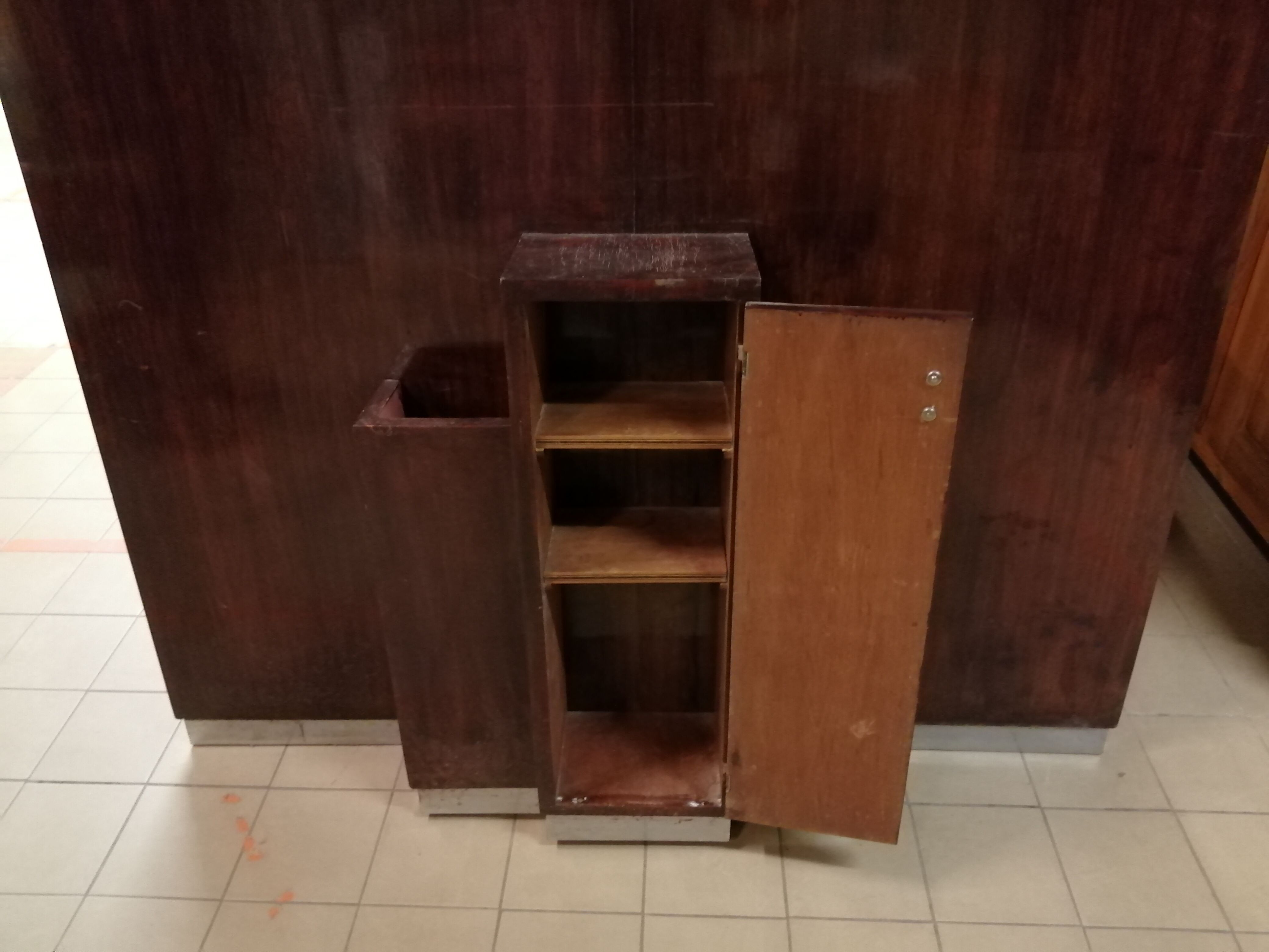 Atypical wall entrance coat rack, 50s