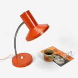 Orange casserole pose lamp