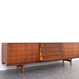 Buffet en teck du milieu du siècle par Rolf Rastad et Adolf Relling pour Gustav Bahus