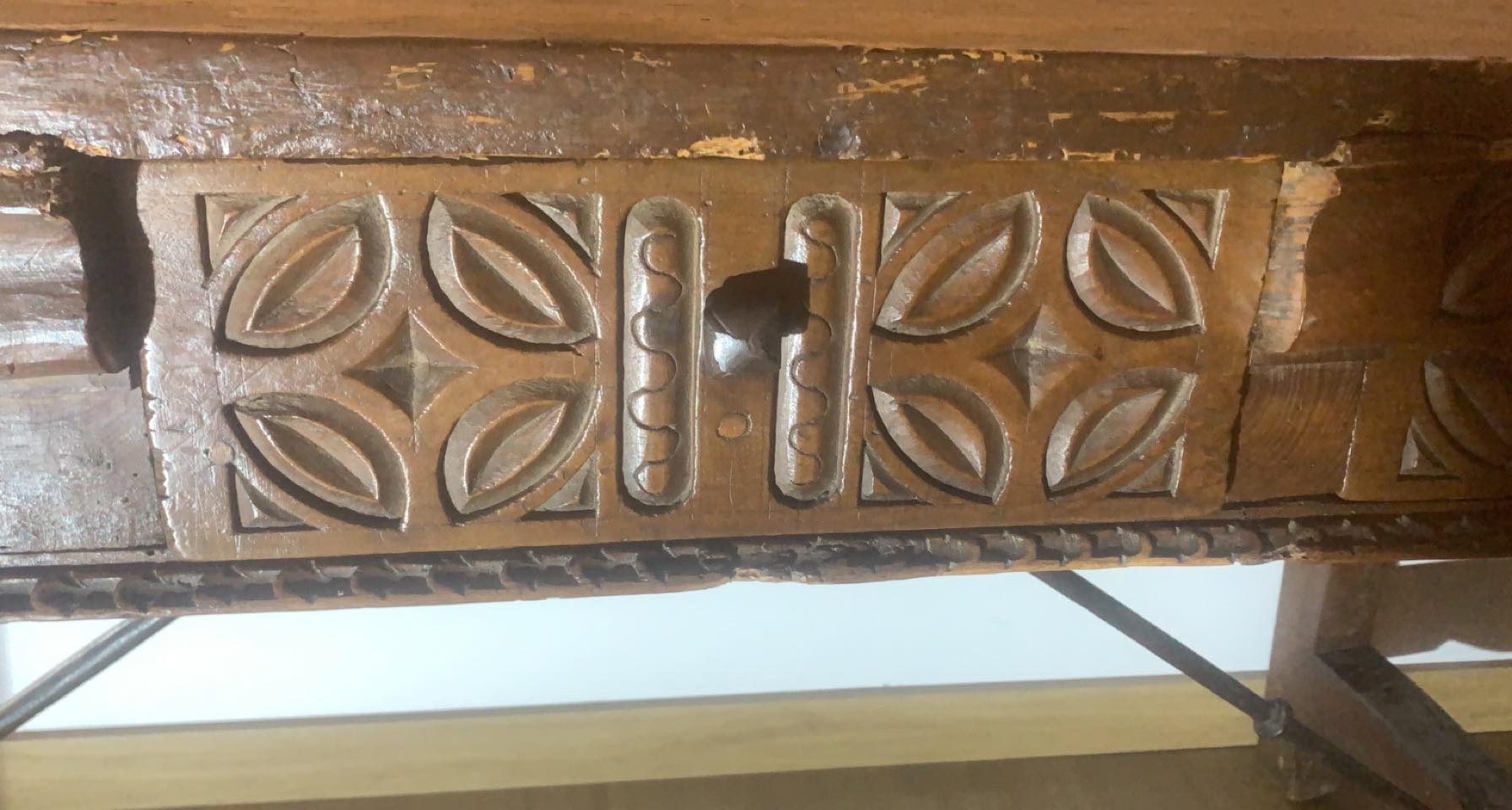 17th century Spanish writing table/desk