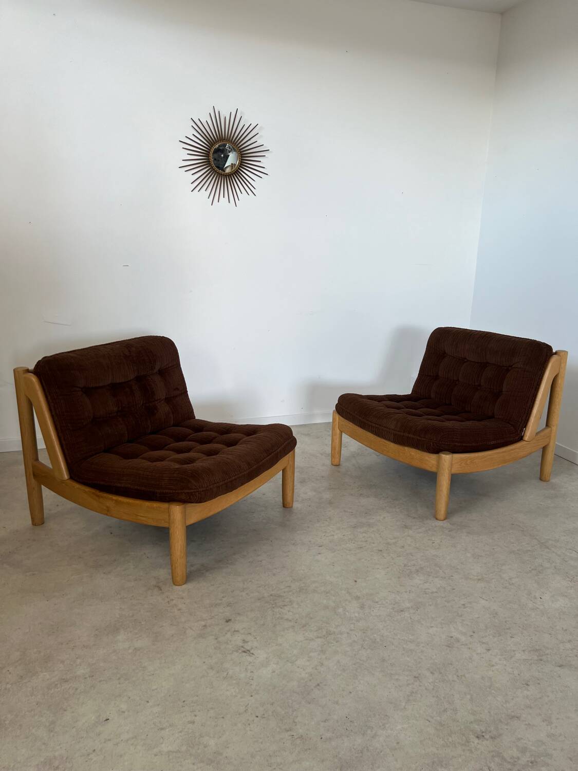 Old modular living room 7 armchairs and vintage Scandinavian design coffee table from the 60s