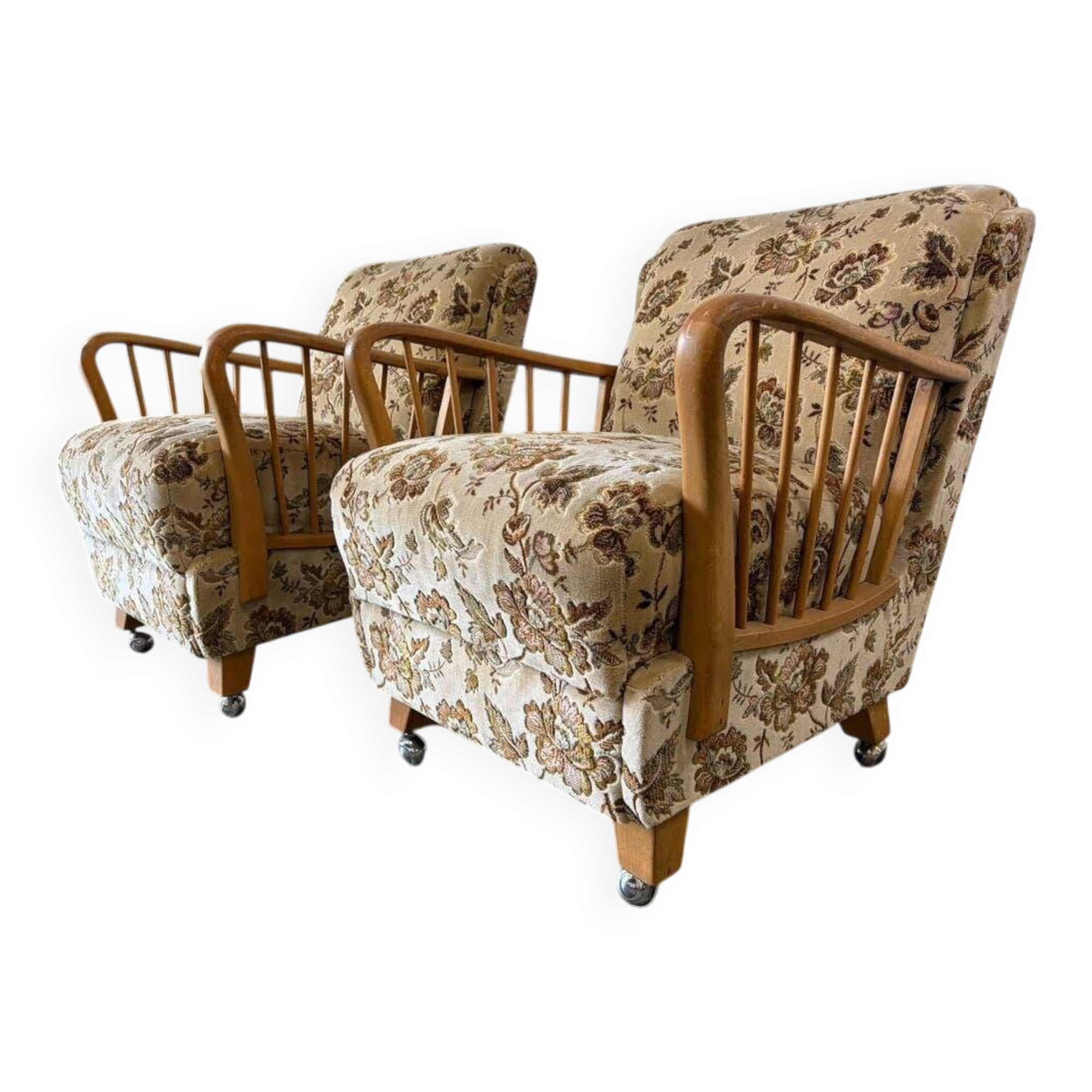 Set of 2 vintage wooden armchairs / club chairs