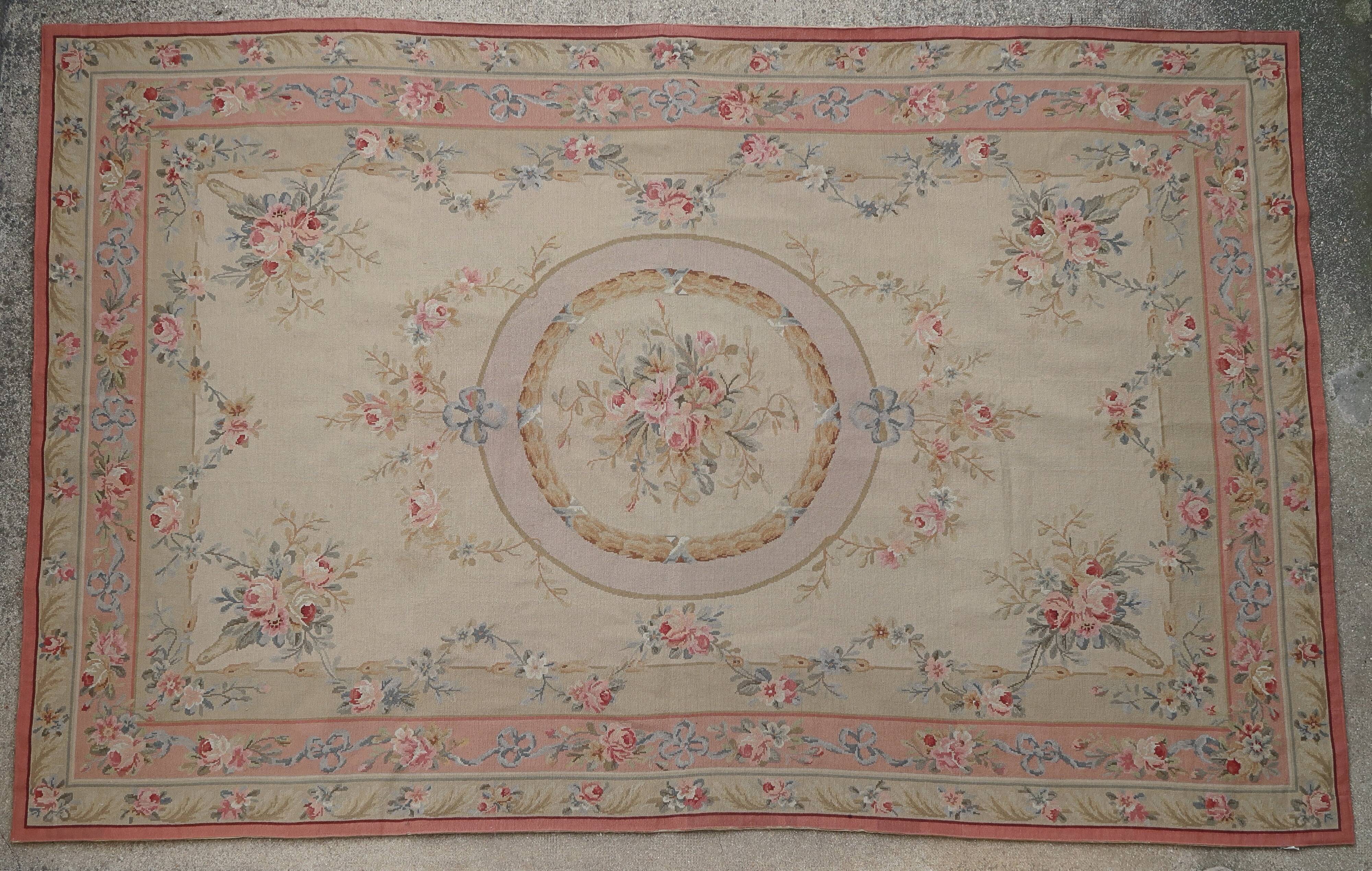 Chinese needlepoint rug 20th century 272 X 170 cm
