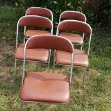 5 foldable chairs