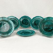 Série de six assiettes chantournées émaux de Rubelles, milieu XIXe