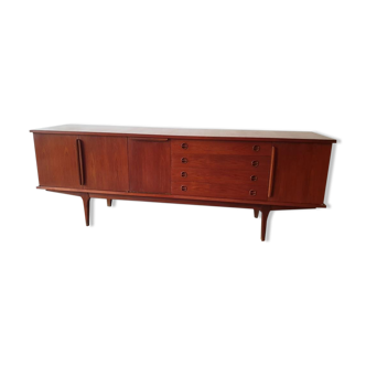 Scandinavian enfilade