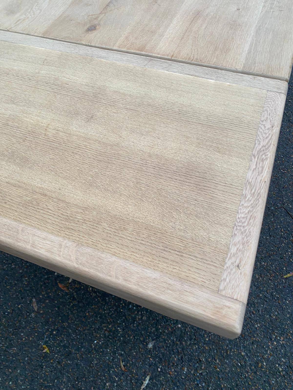 Extendable farmhouse dining table restored in solid oak, 19th century, 180-280cm