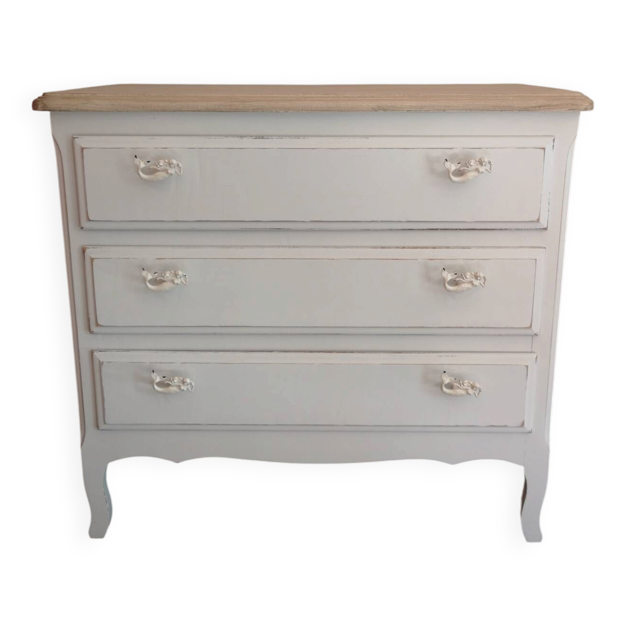Shabby chic chest of drawers