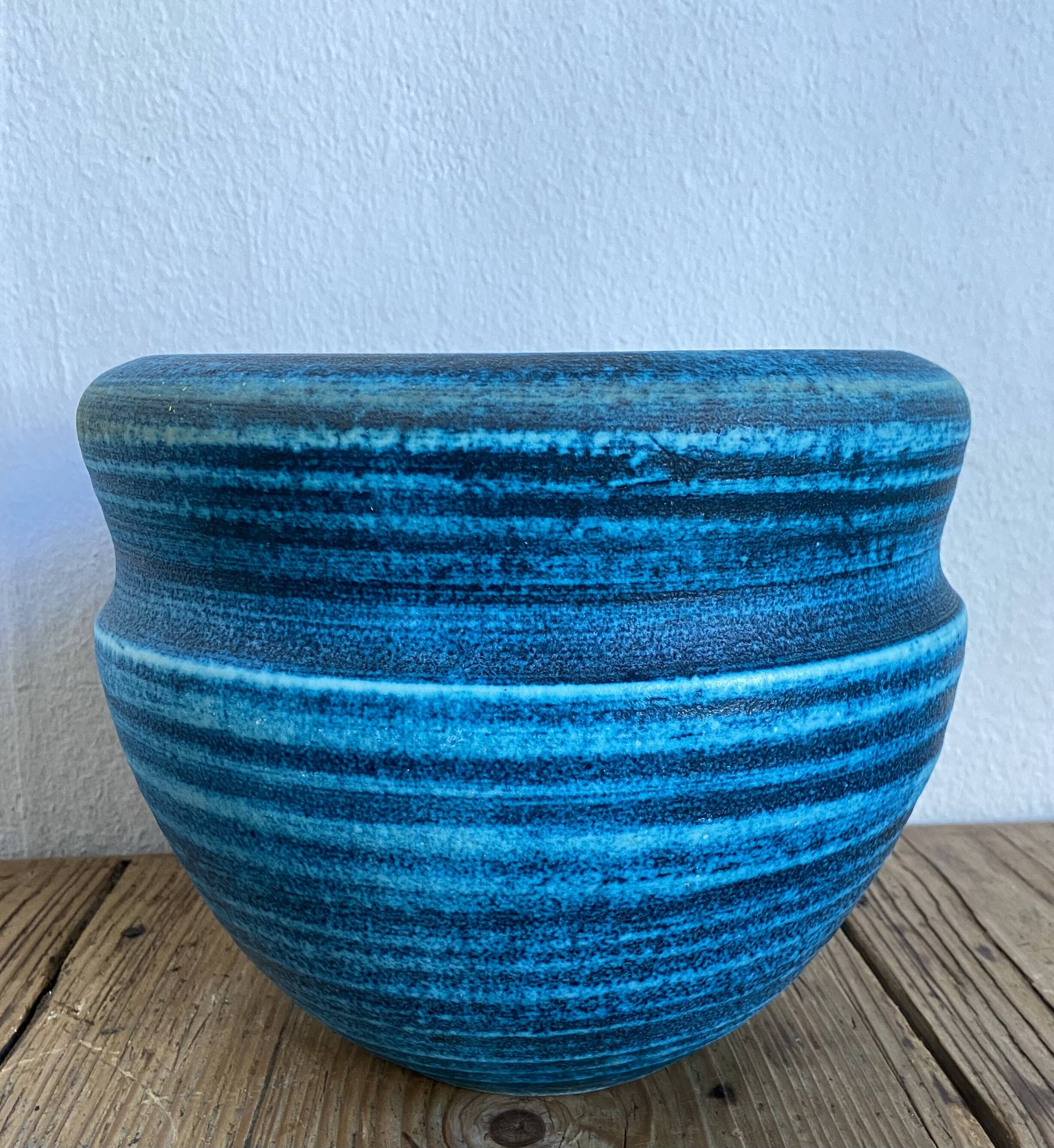 Vase or plant pot Accolay series "Gauloise"