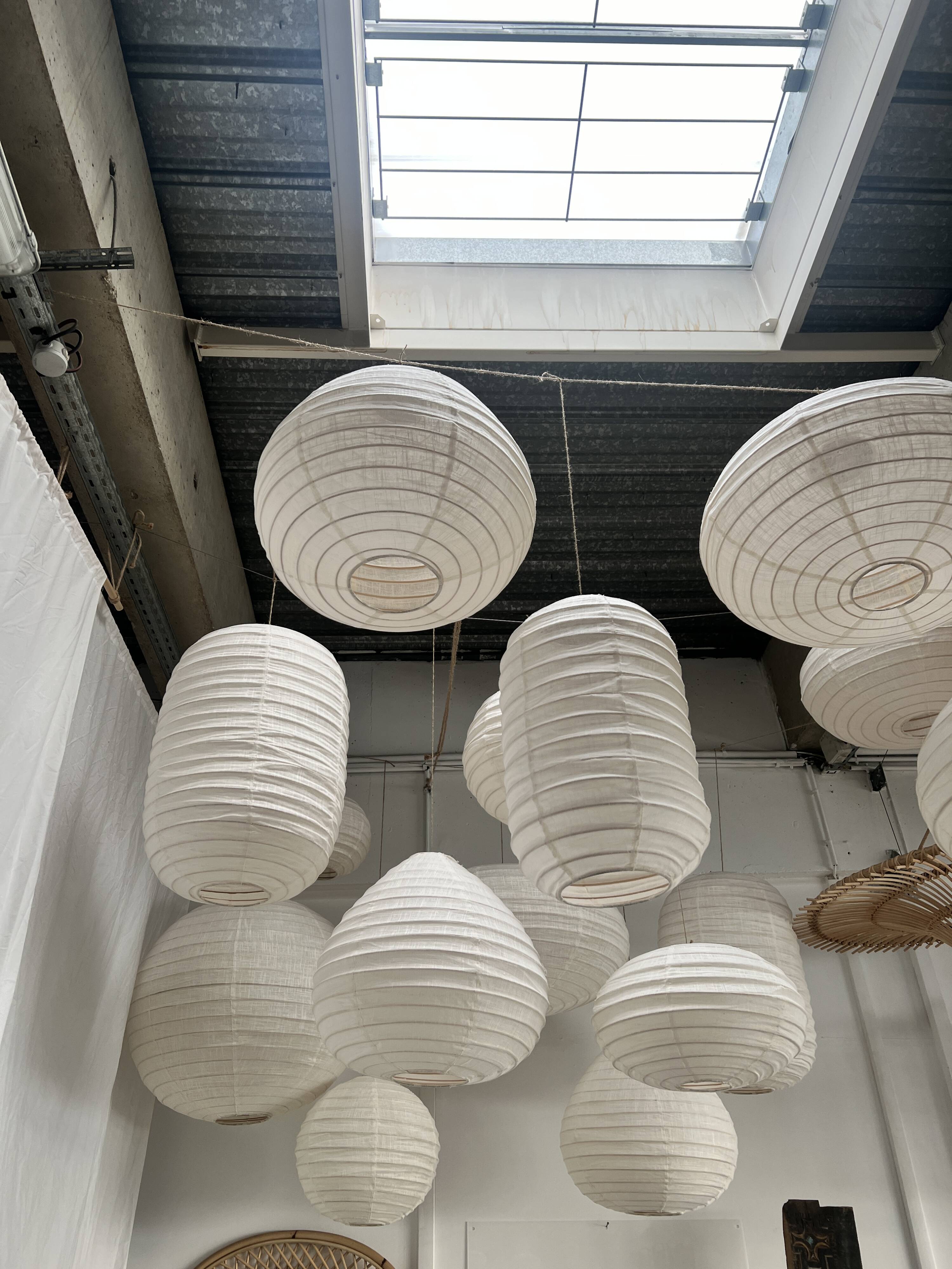 Suspension in rattan and natural linen Japanese style flattened oval h35 d60