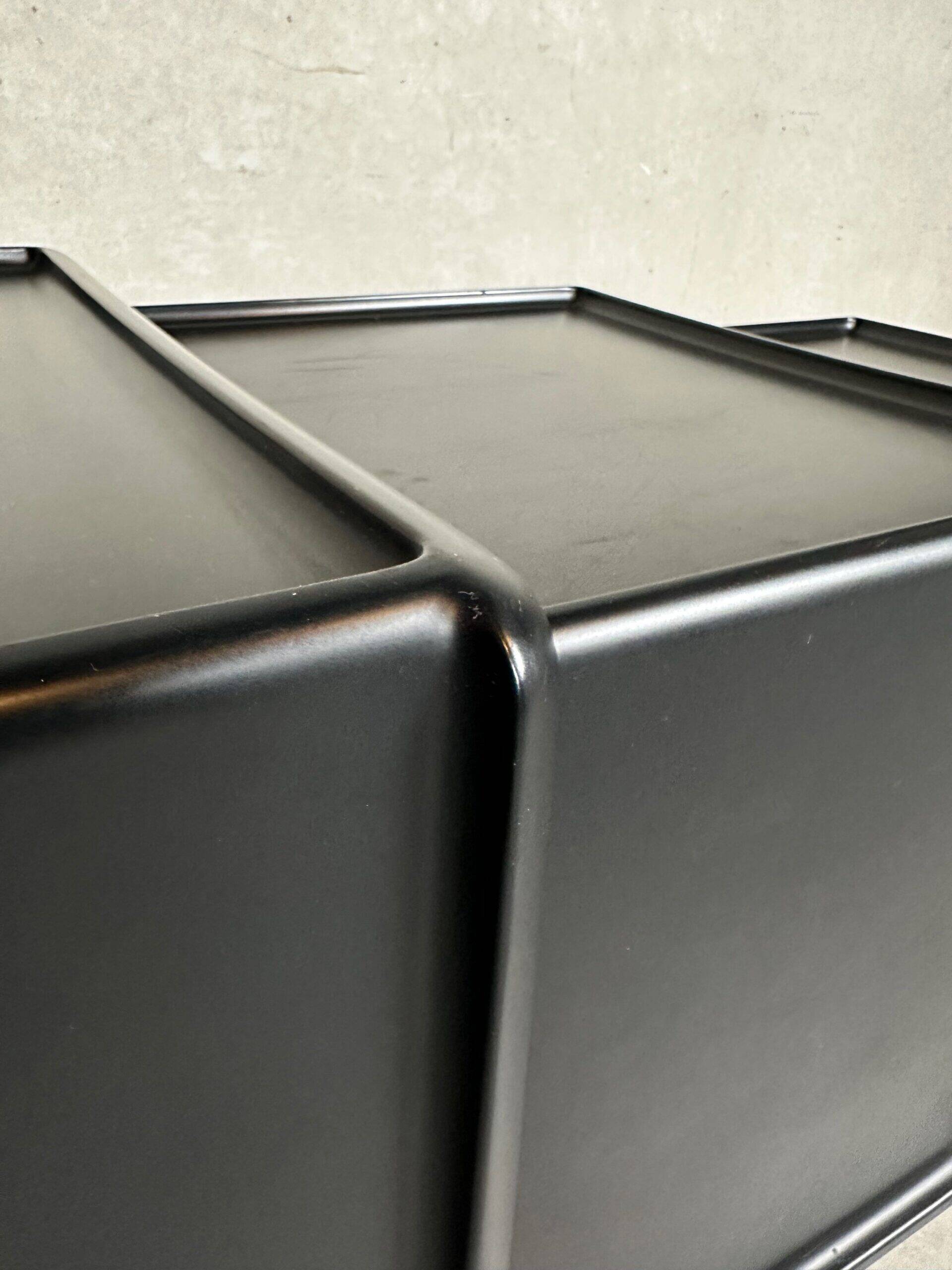 Vintage nesting tables – Peter Ghyczy