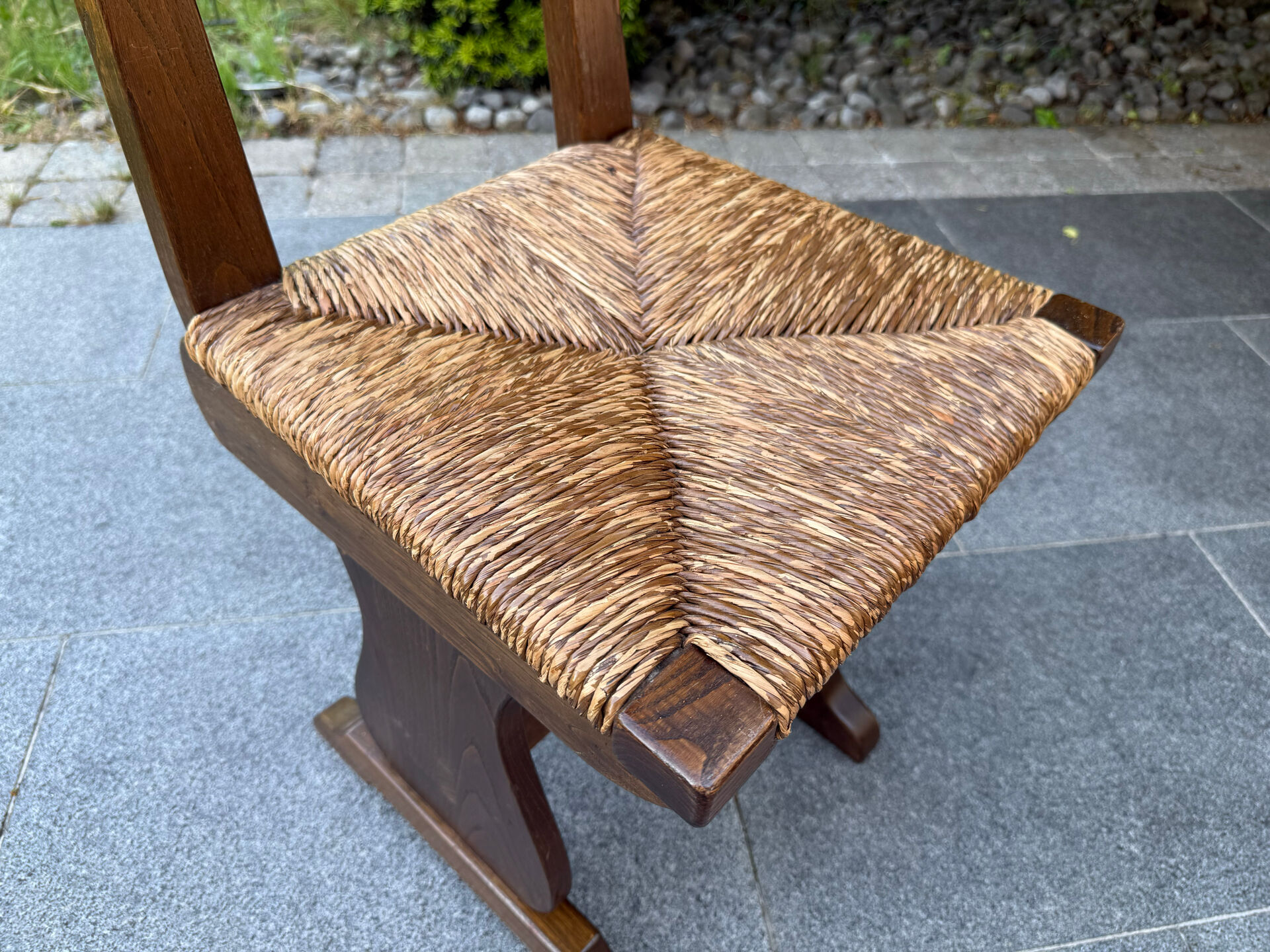 Set of 6 rustic 1970s chairs