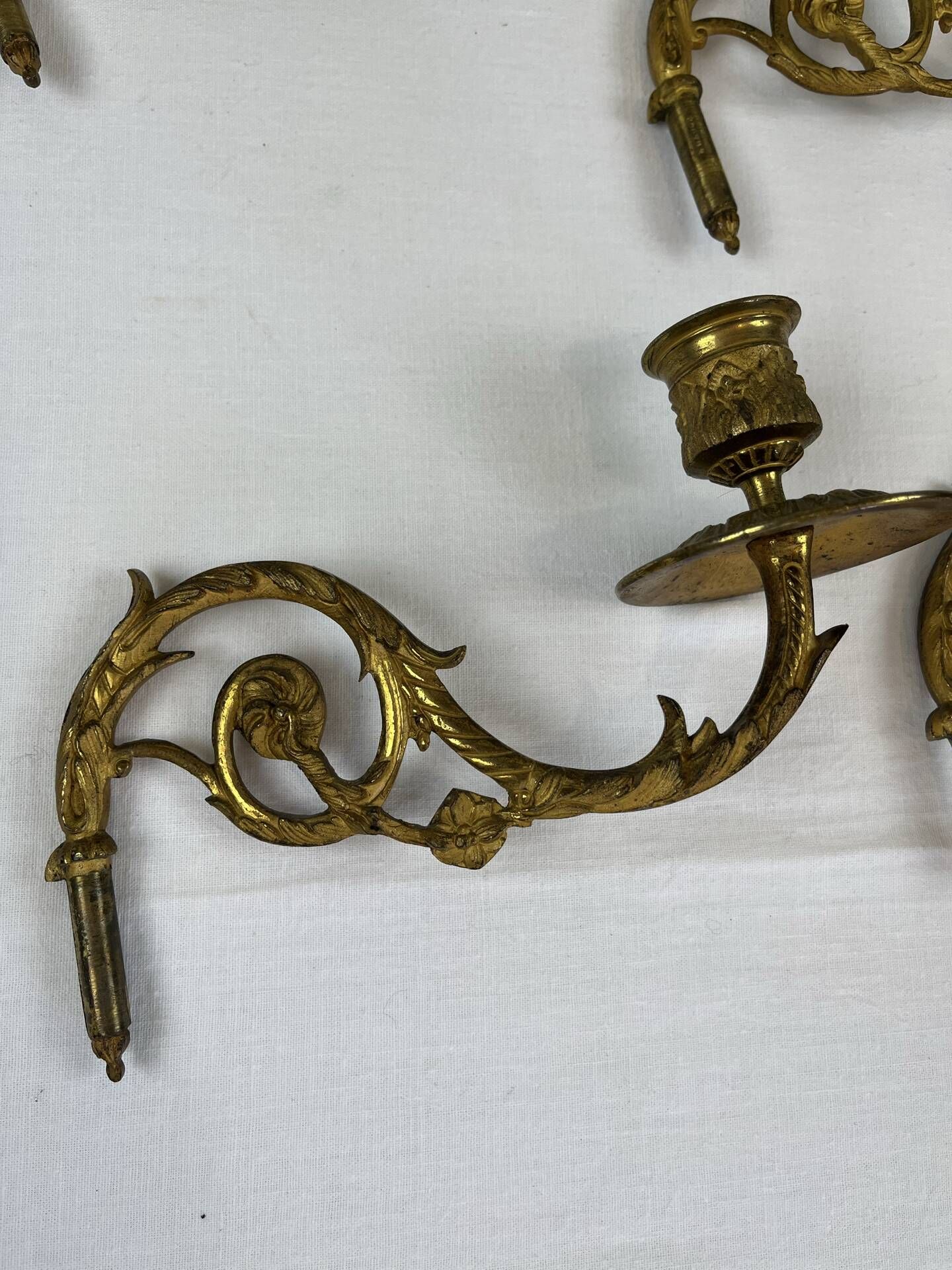 4 golden bronze piano arms