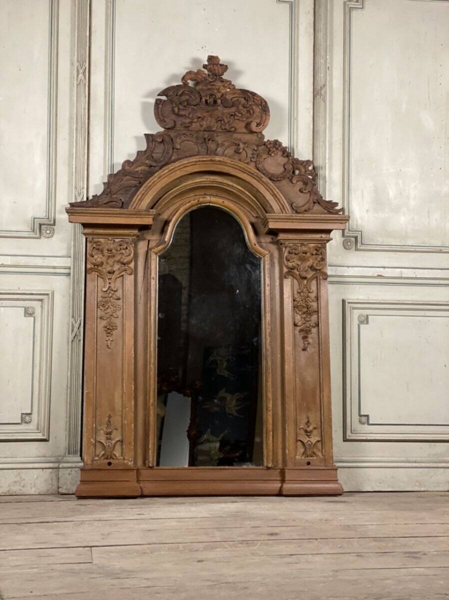 Painted carved wooden mirror, 18th century
