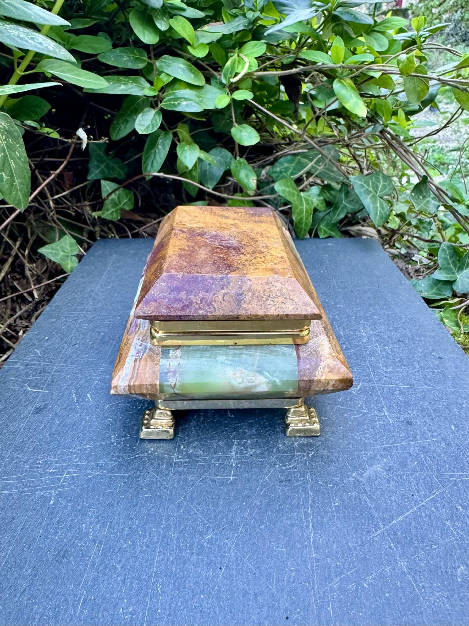 Onyx catchall box from the 1960s, vintage Italy.