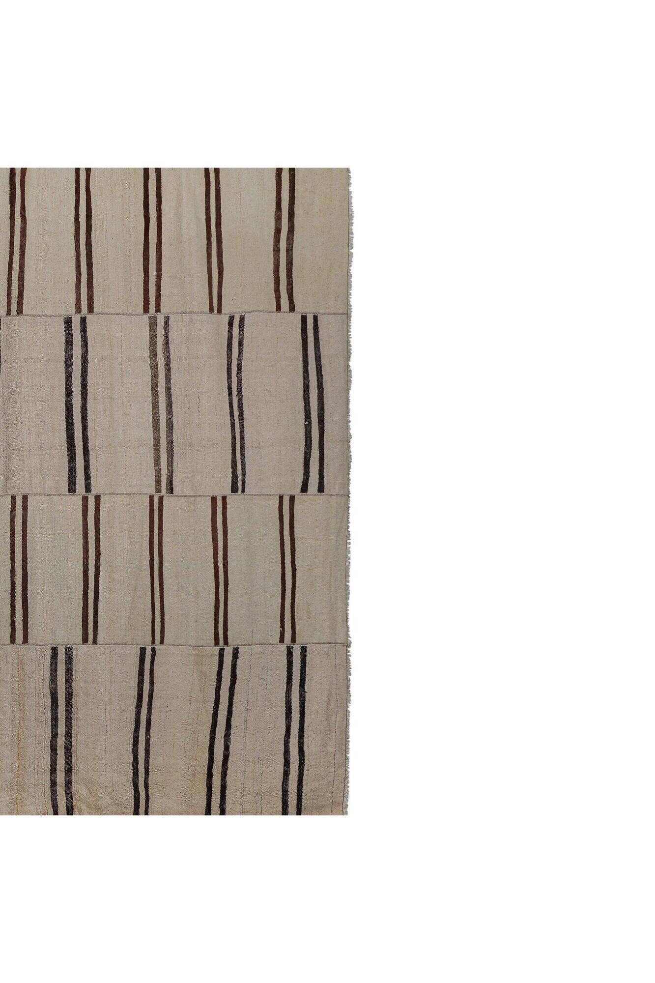 Vintage Turkish kilim, handwoven, 260x370 cm.