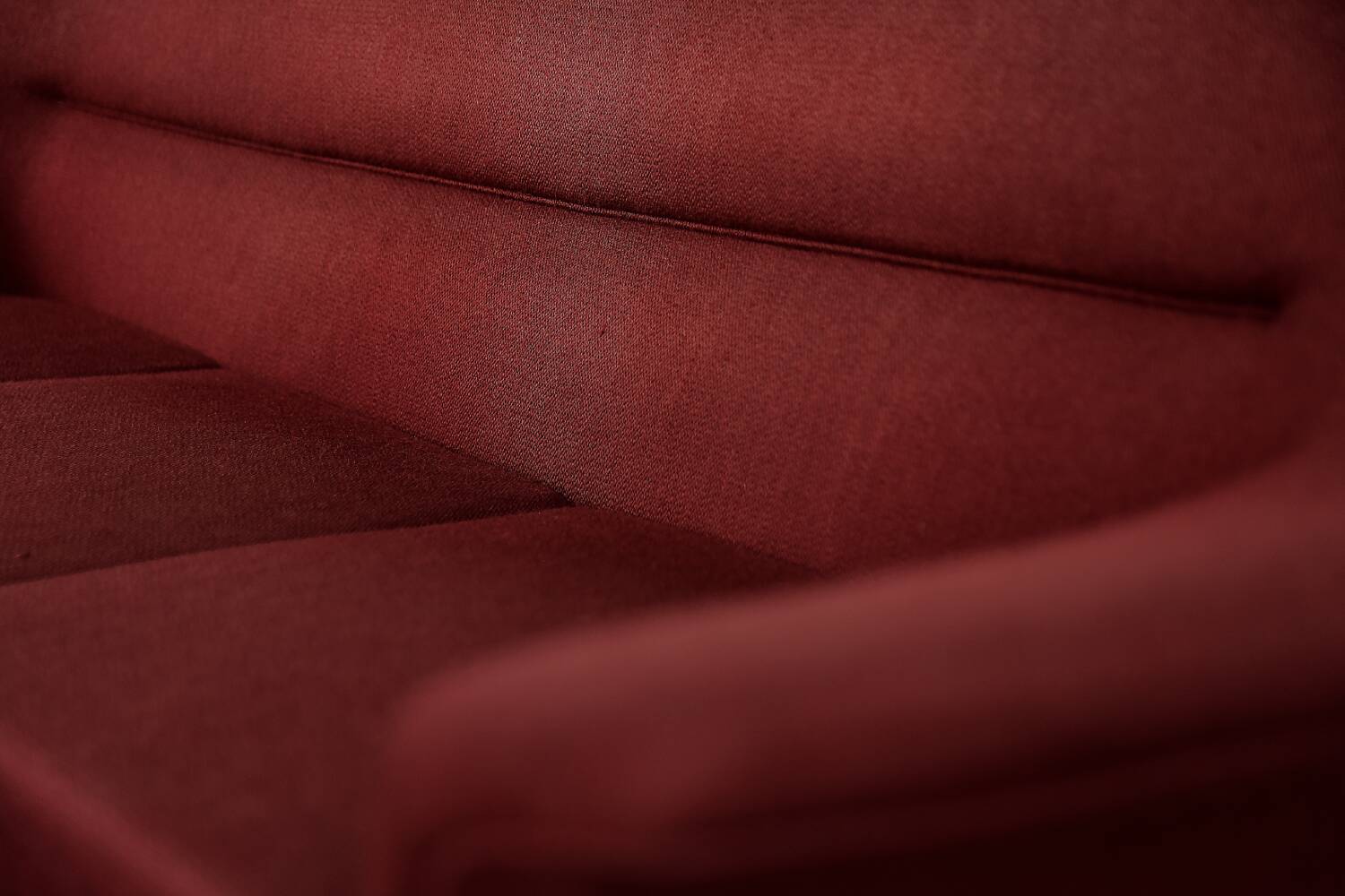 Vintage Mid-Century Scandinavian Modern 3-Seater Red Sofa