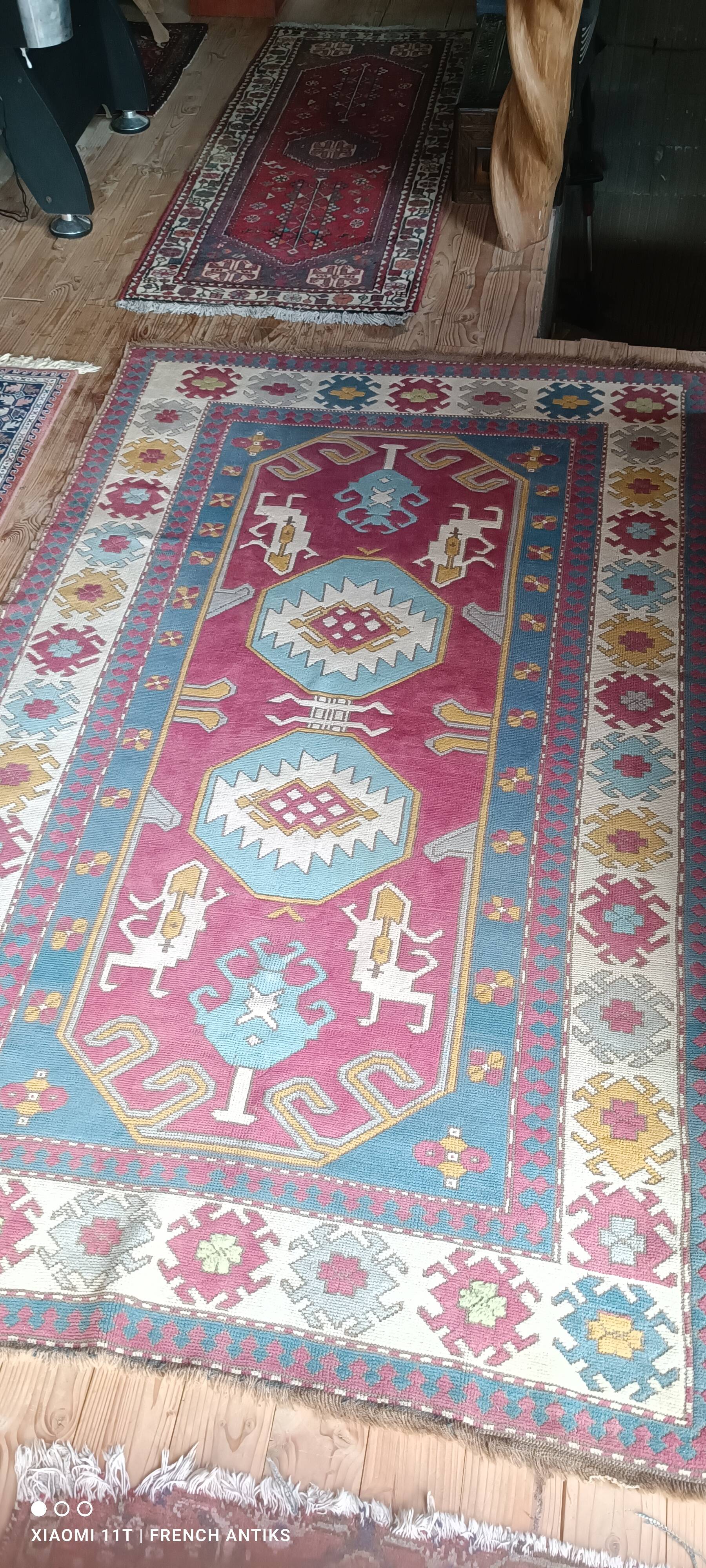 Tapis Sinkiang de chine, vintage des années 1980. Travail artisanal