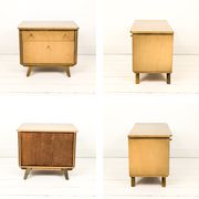 Table de chevet vintage en bois avec tiroir et placard, années 50
