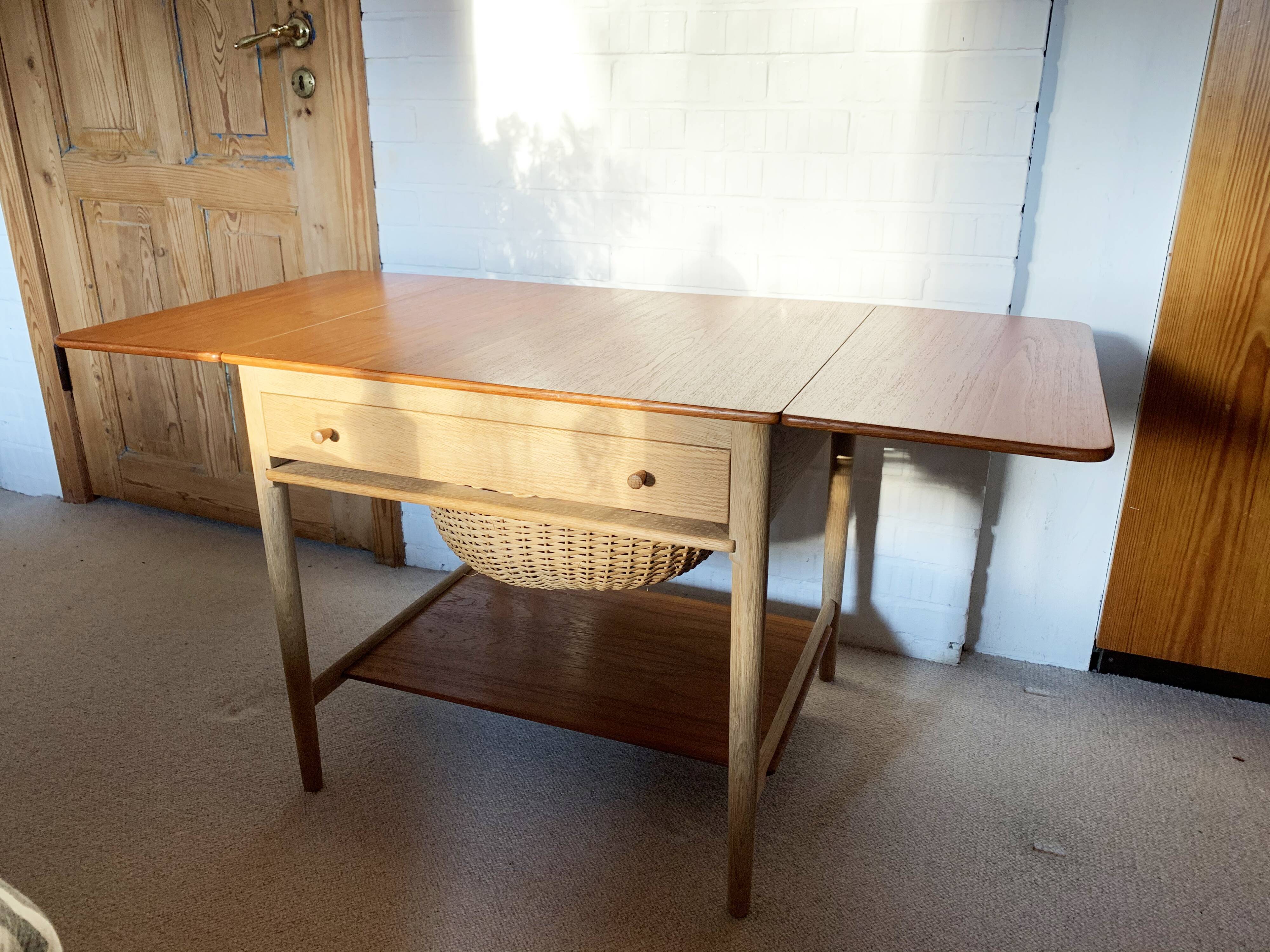 Danish design sewing table Hans Wegner edition Andréas Tuck 1950