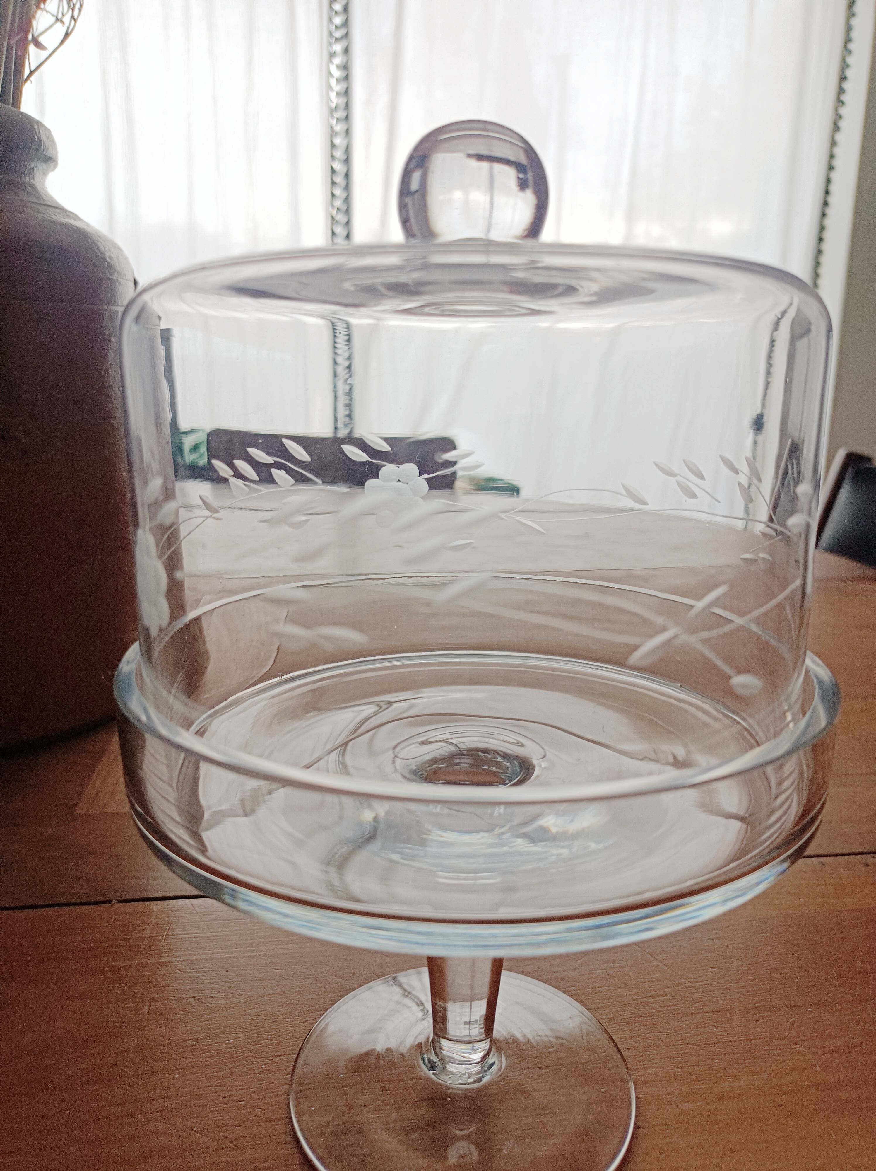 Cake stand, glass dome on a stand