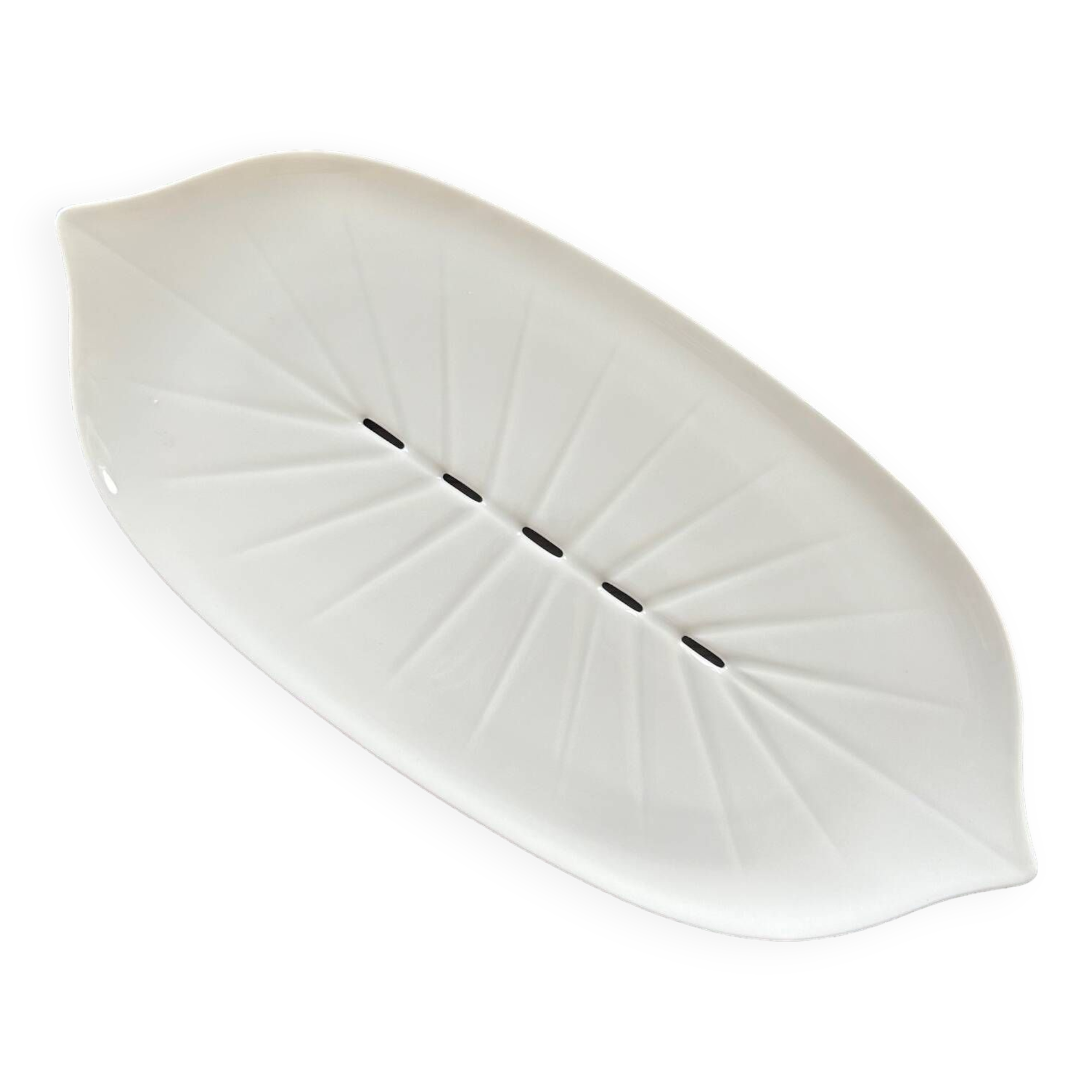 Large porcelain serving dish