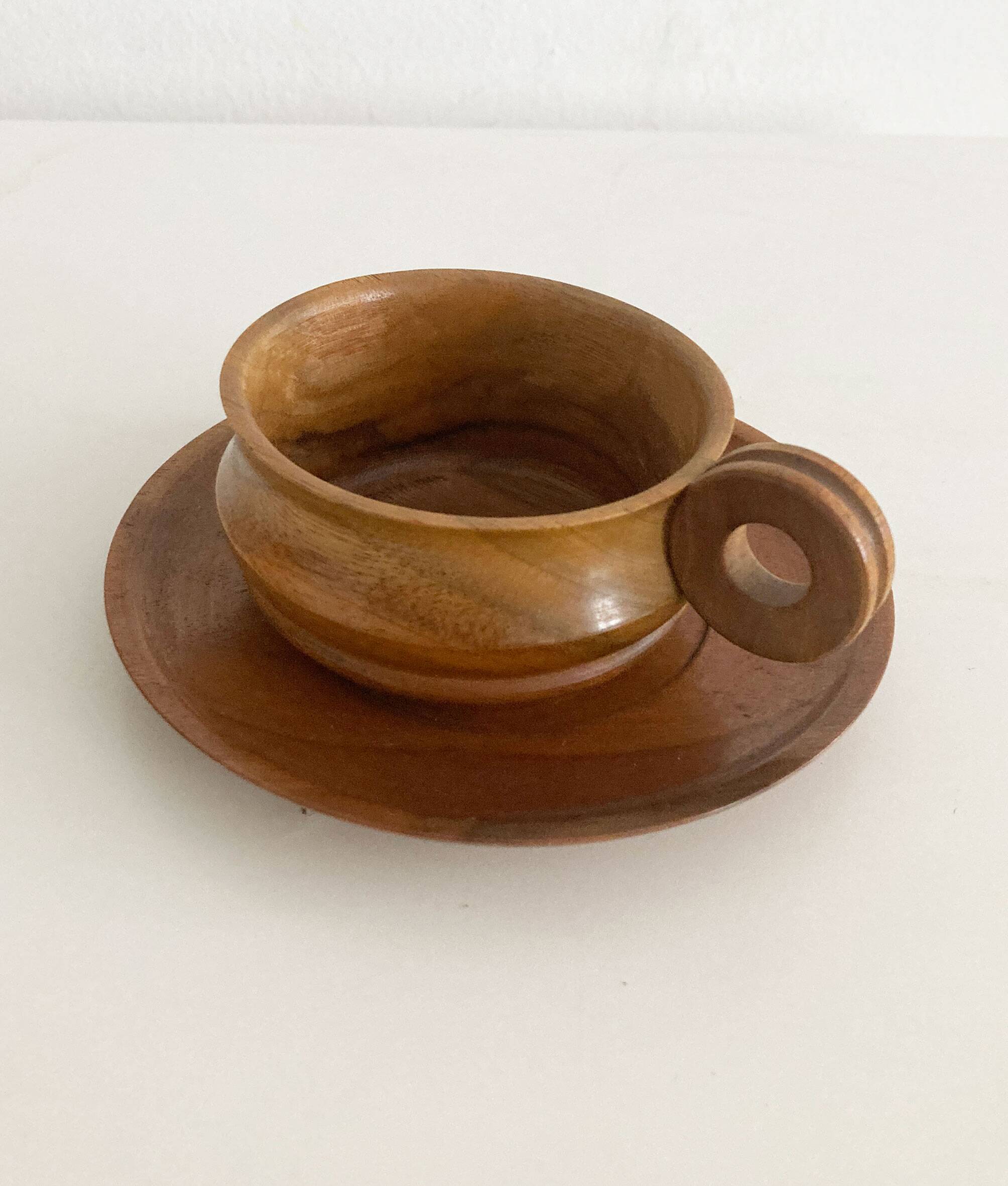 Ensemble de tasses en teck vintage des années 1970