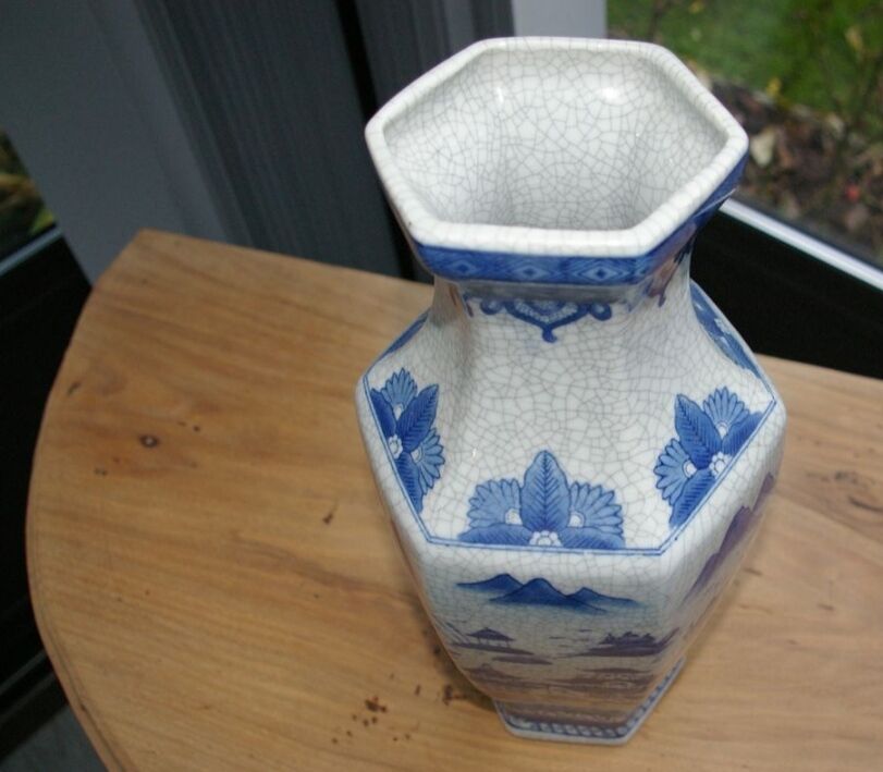 Large chinese porcelain vase cracked effect