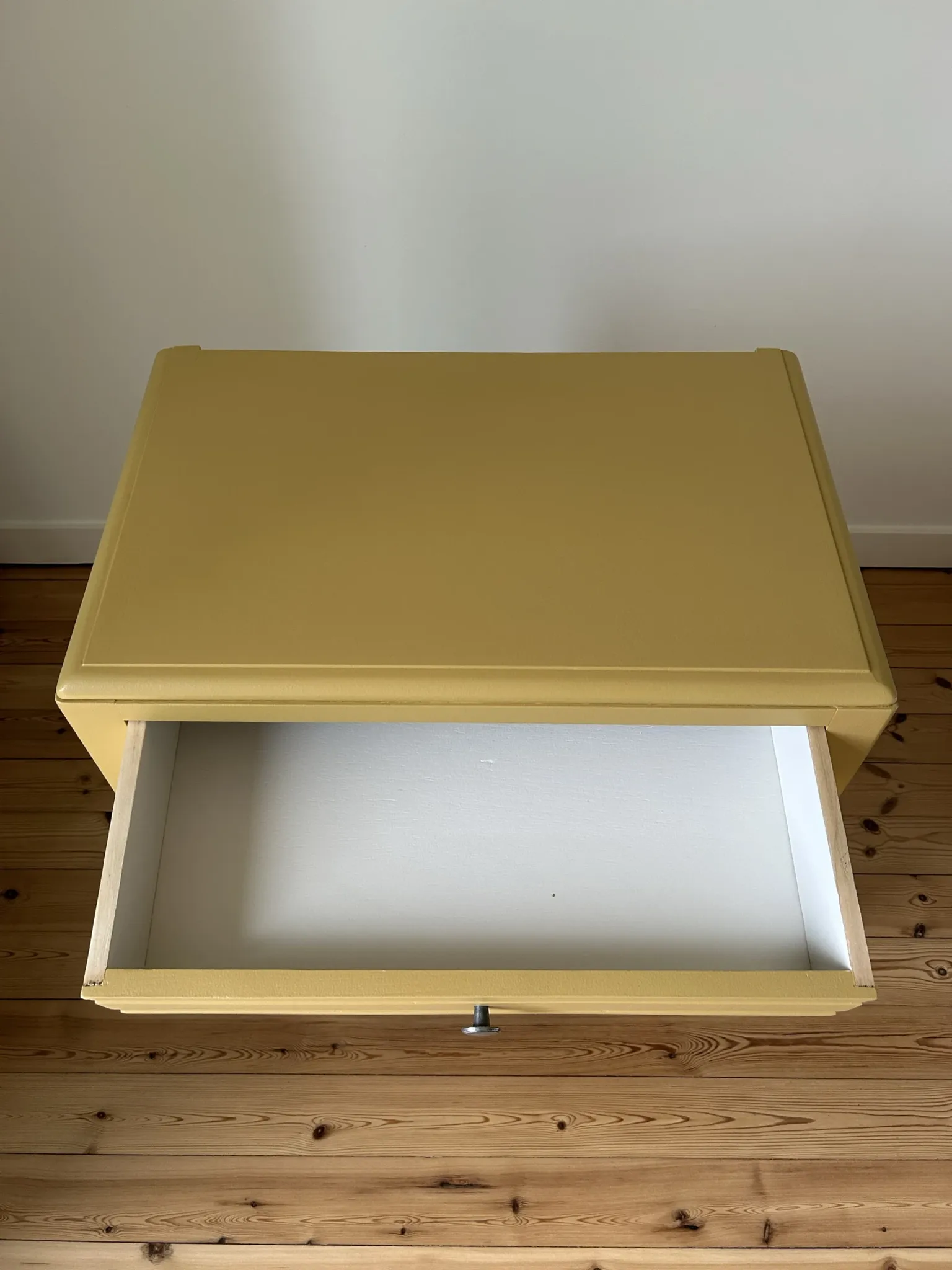 Painted wooden sideboard (renovated)