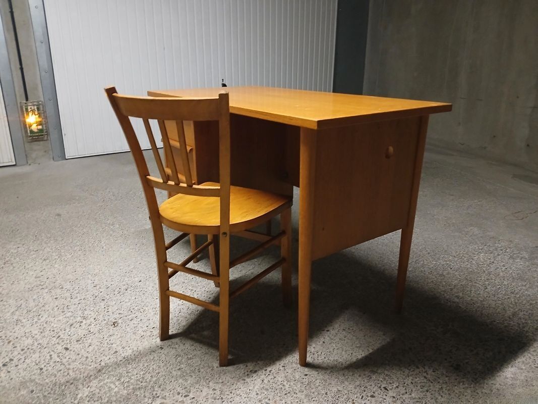 Bureau année 60 + Chaise bistro Luterna
