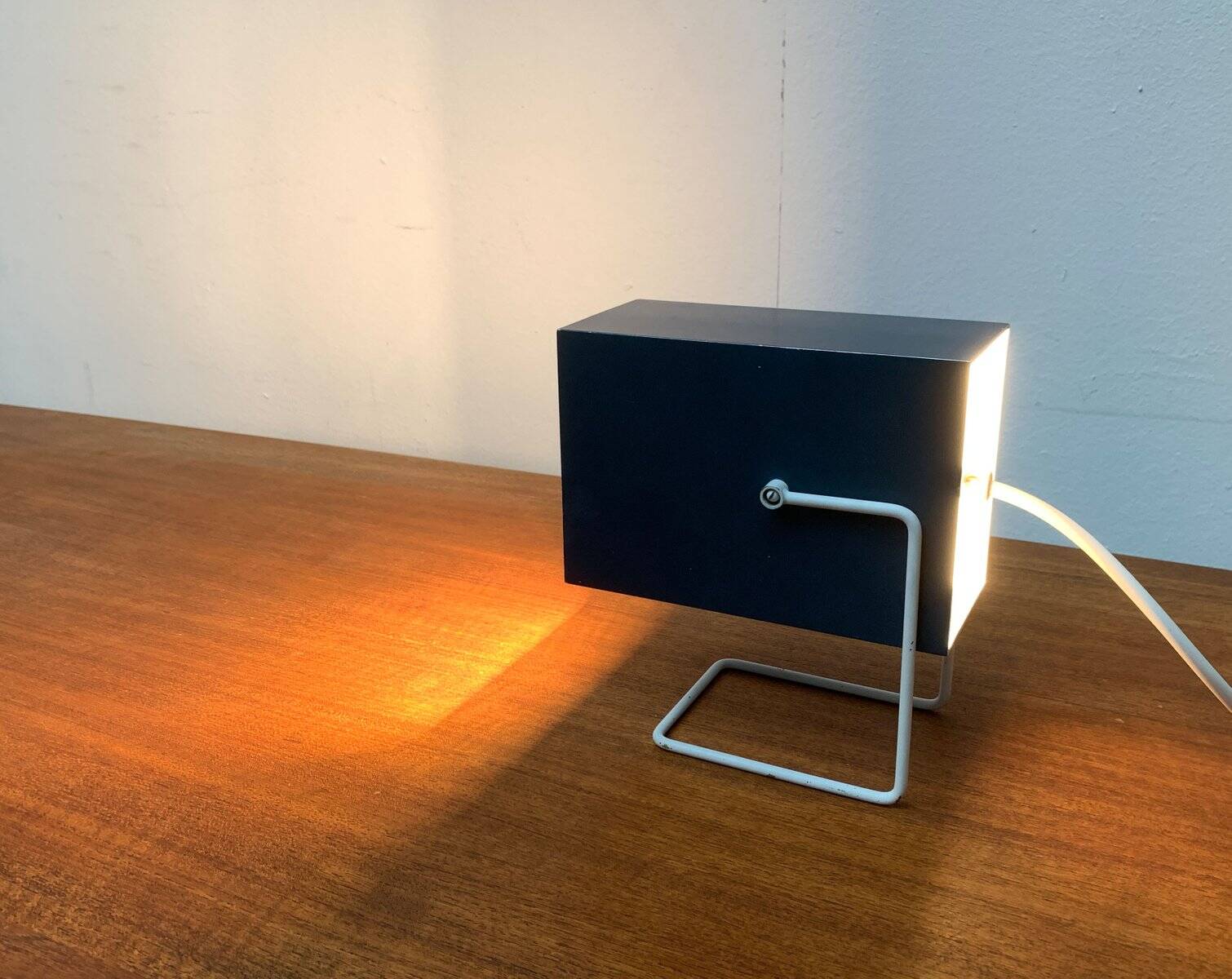 Mid-century minimalist table lamp by Wilhelm Braun Feldweg for Doria Leuchten, 1960s.
