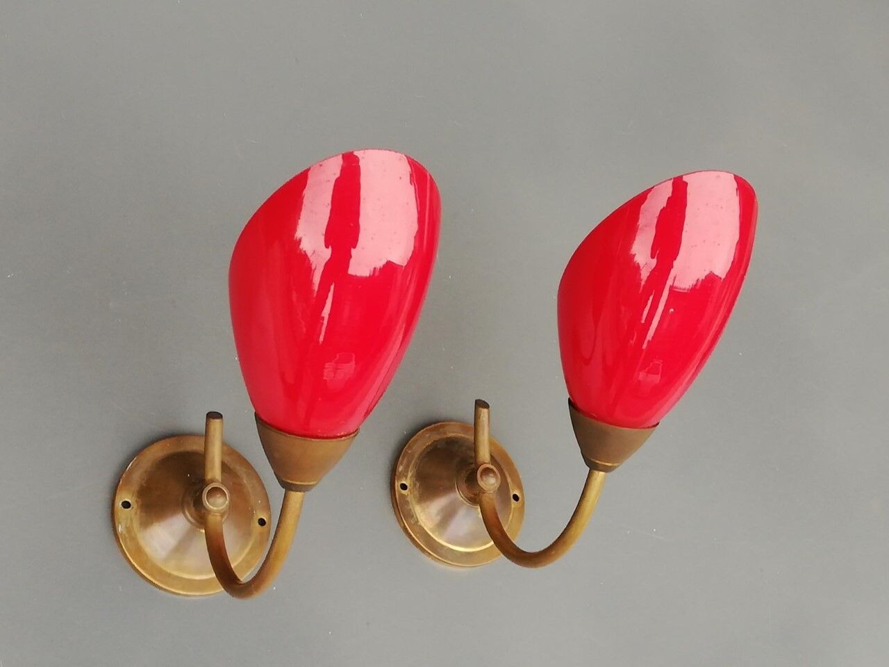 Pair of 60s sconces in brass and opaline