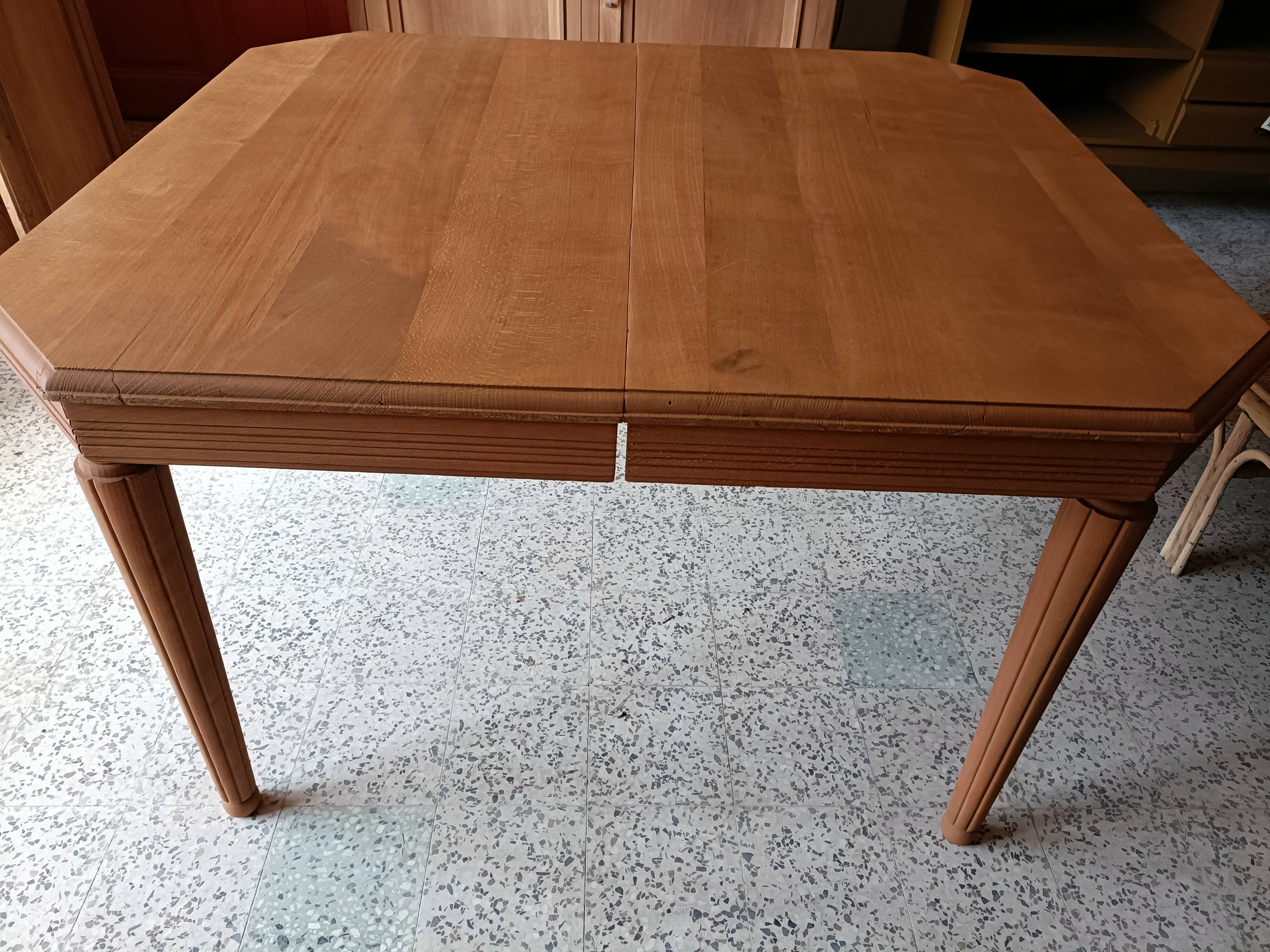 Renovated Art Deco table with 3 extensions.