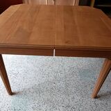 Renovated Art Deco table with 3 extensions.