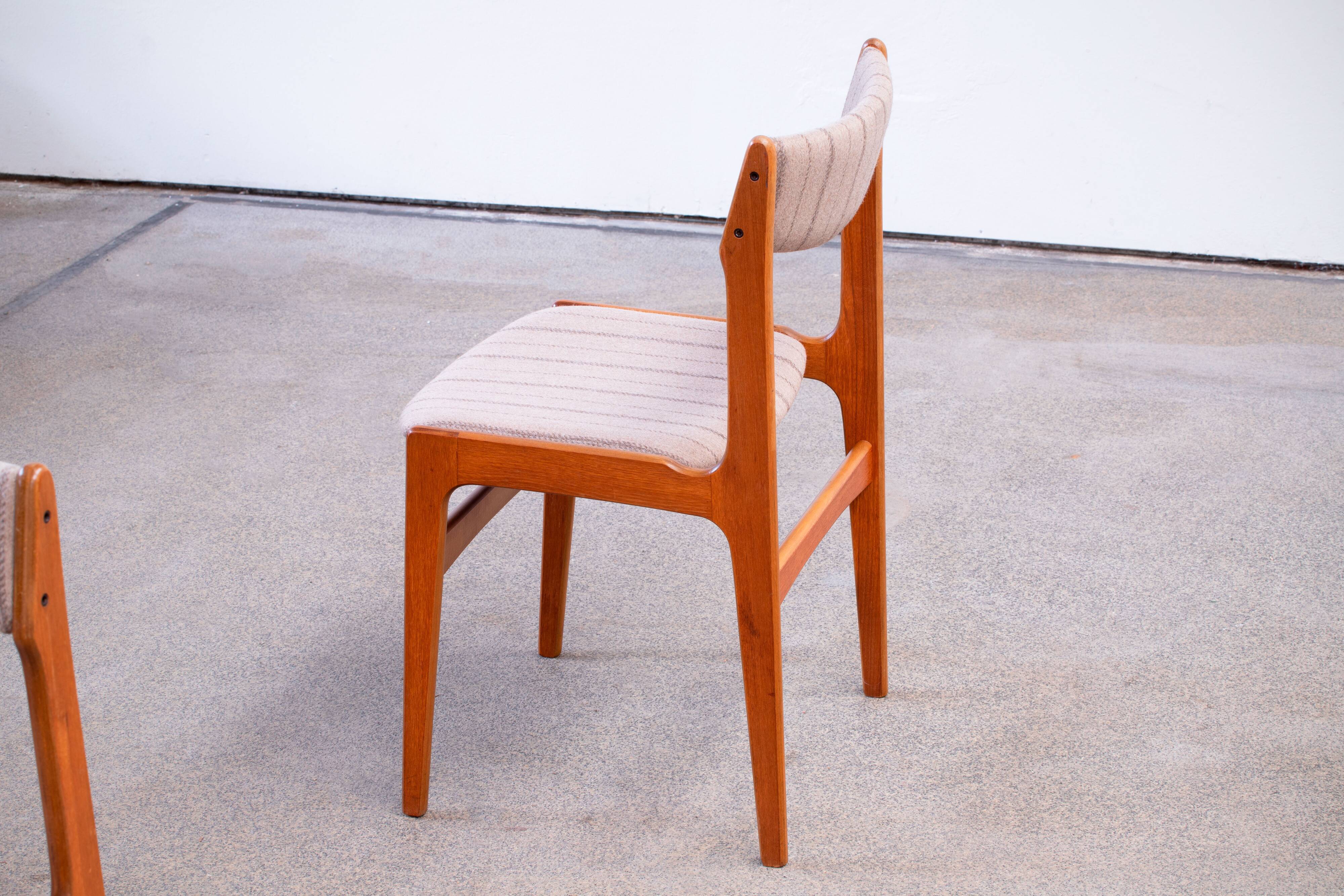 Set of 6 Scandinavian chairs vintage solid teak and wool 1960