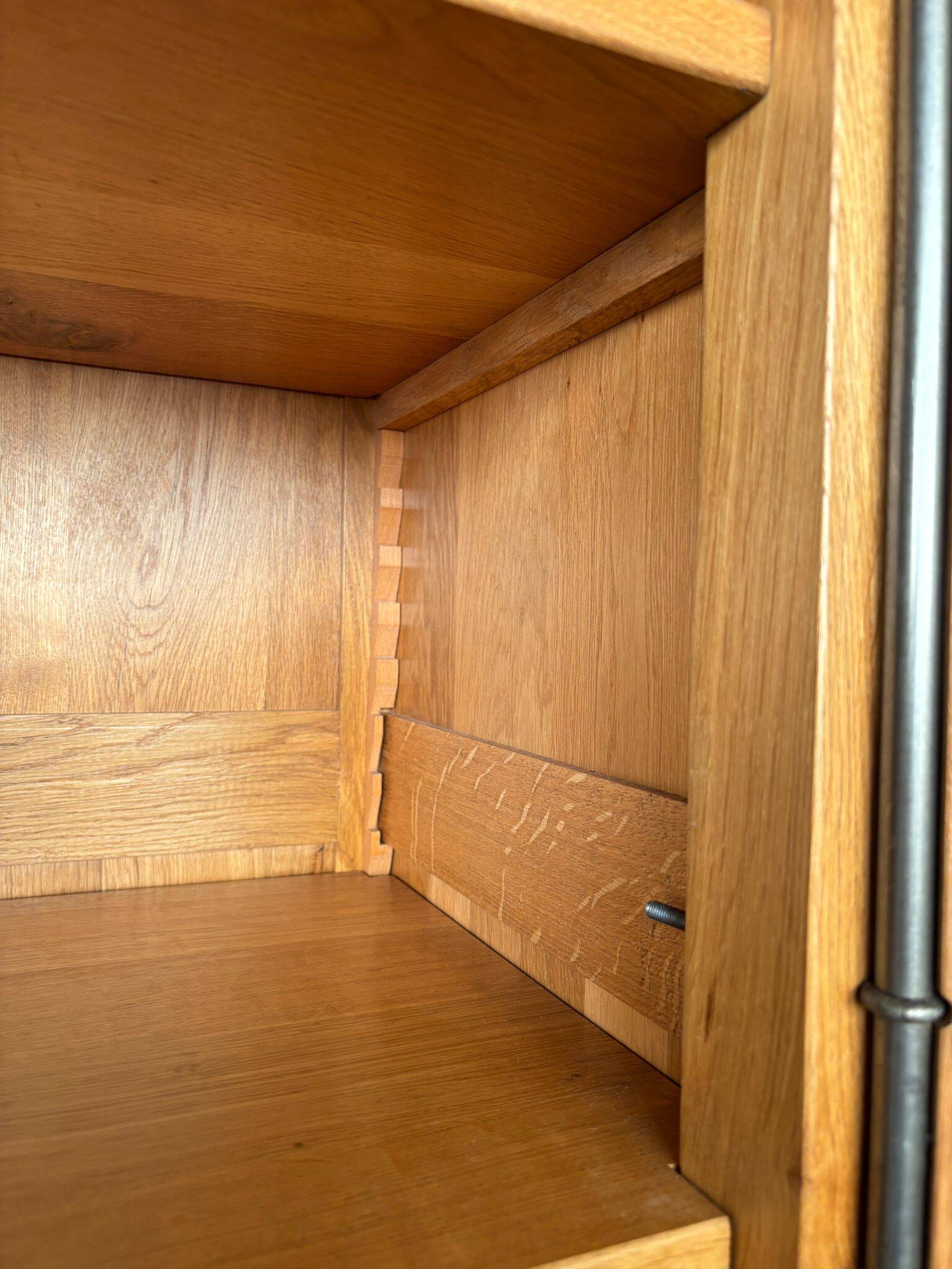 Solid wood cabinet / storage unit with one door.