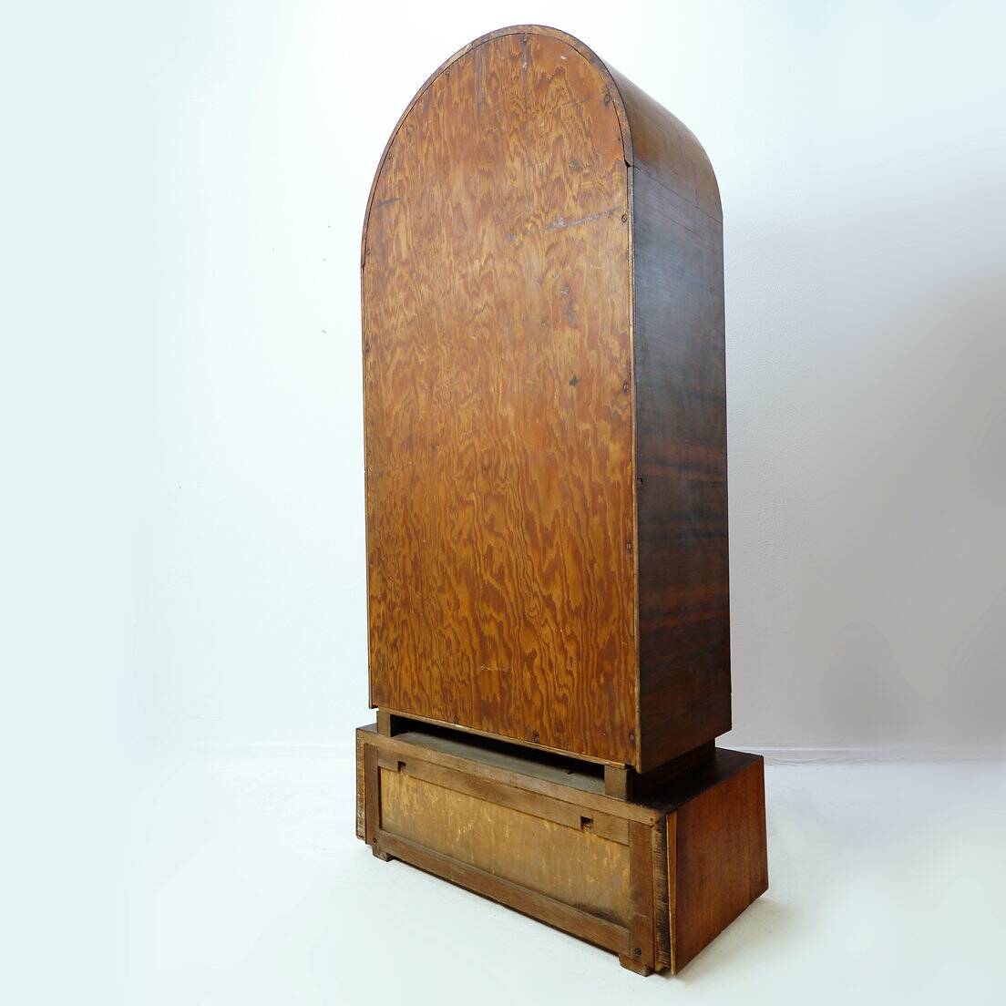 Arched display cabinet in wood and glass door - 1950s